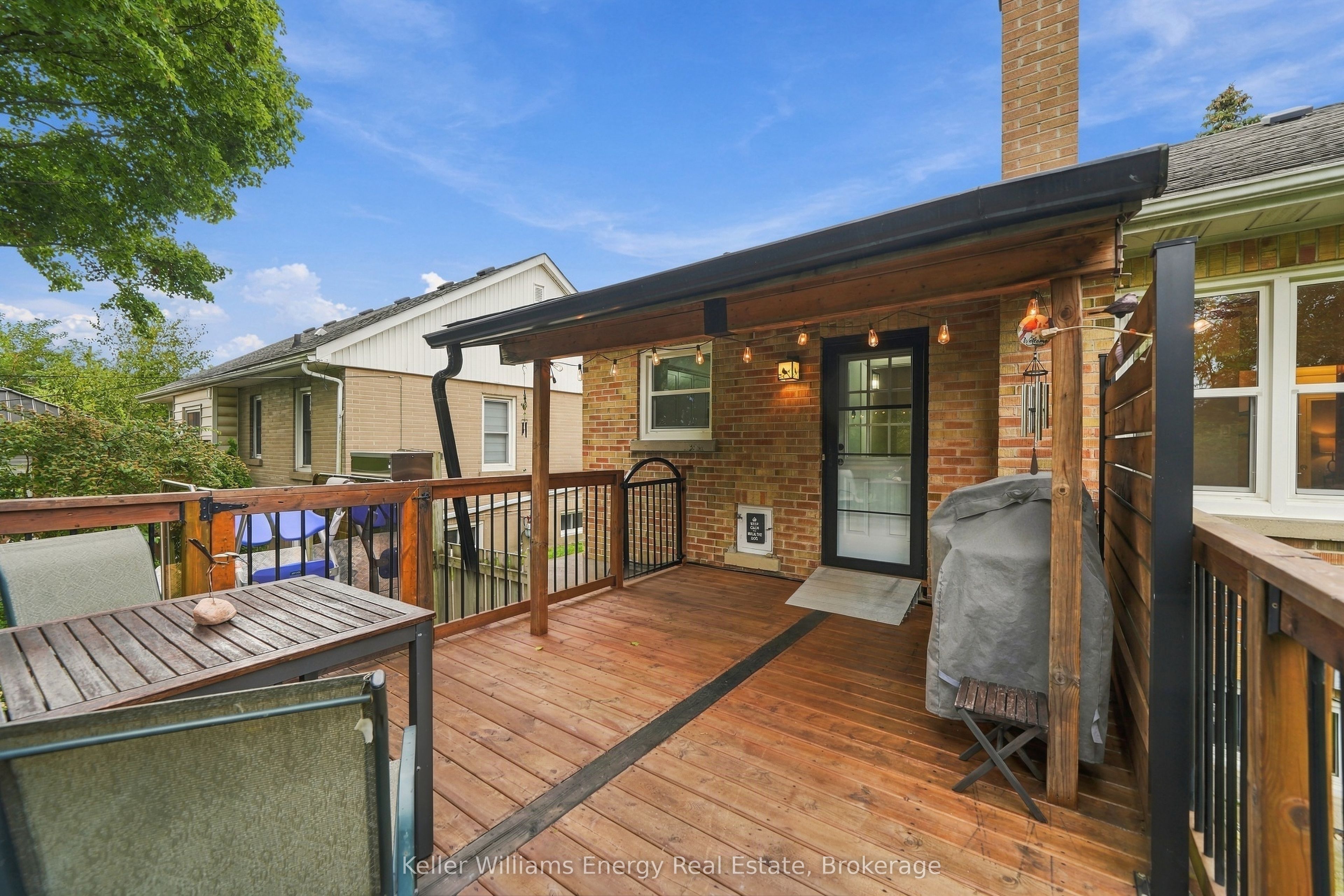 699 Grierson Street Property Photo 24