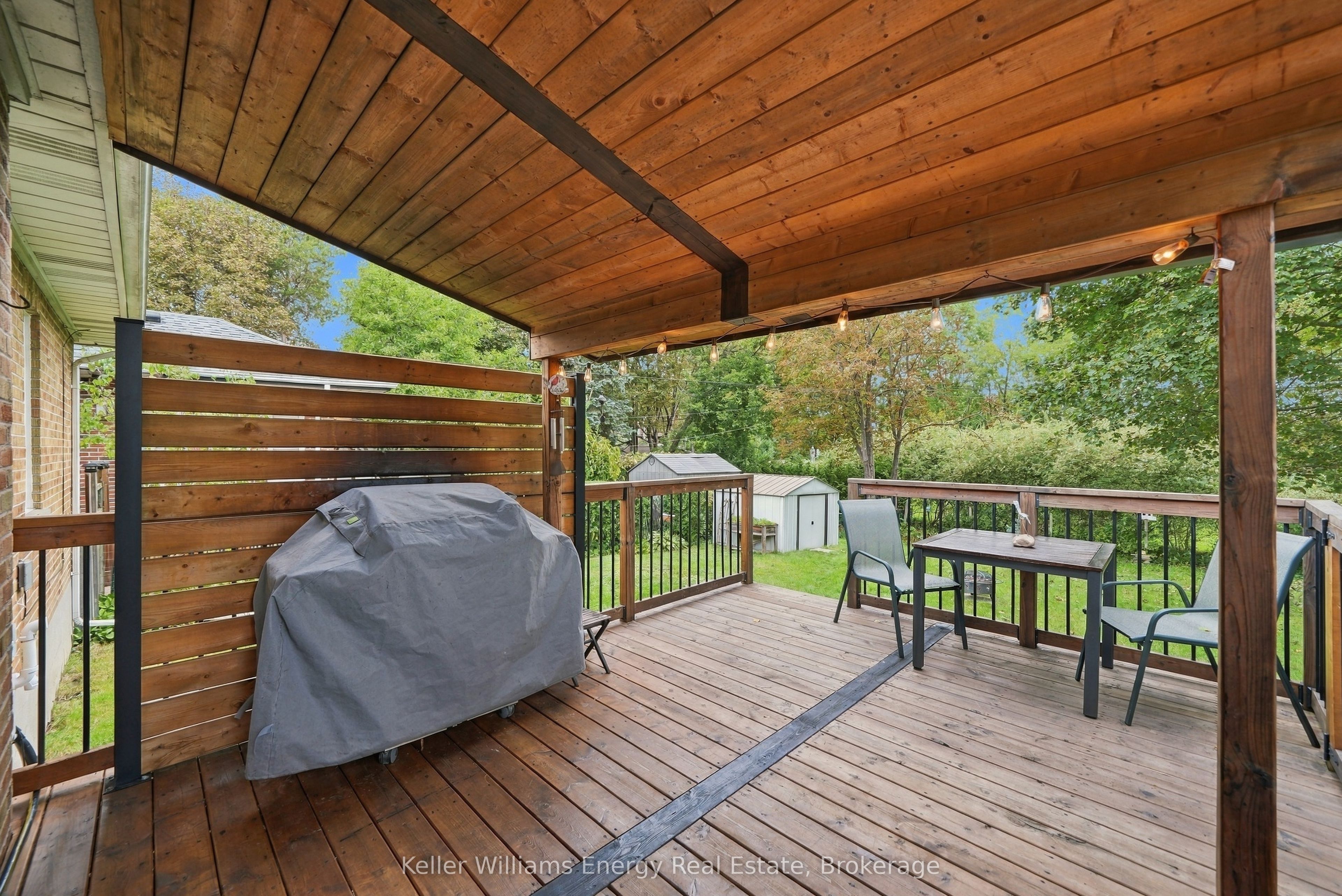699 Grierson Street Property Photo 25