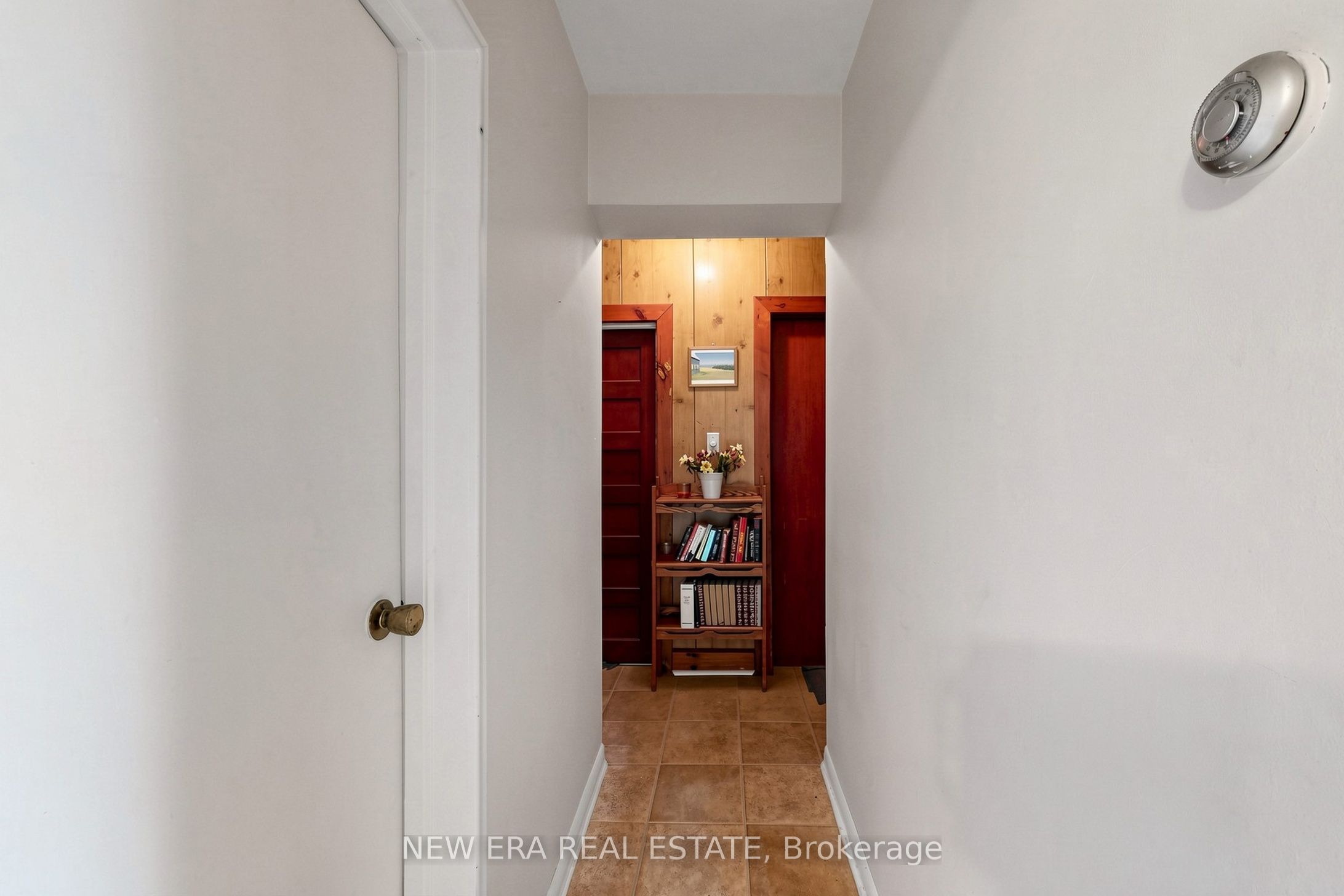28 Thomas Avenue Property Photo 7