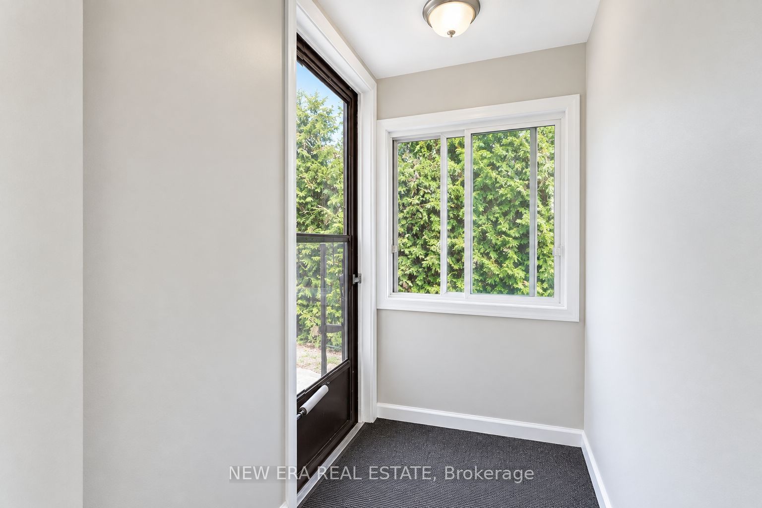 28 Thomas Avenue Property Photo 12