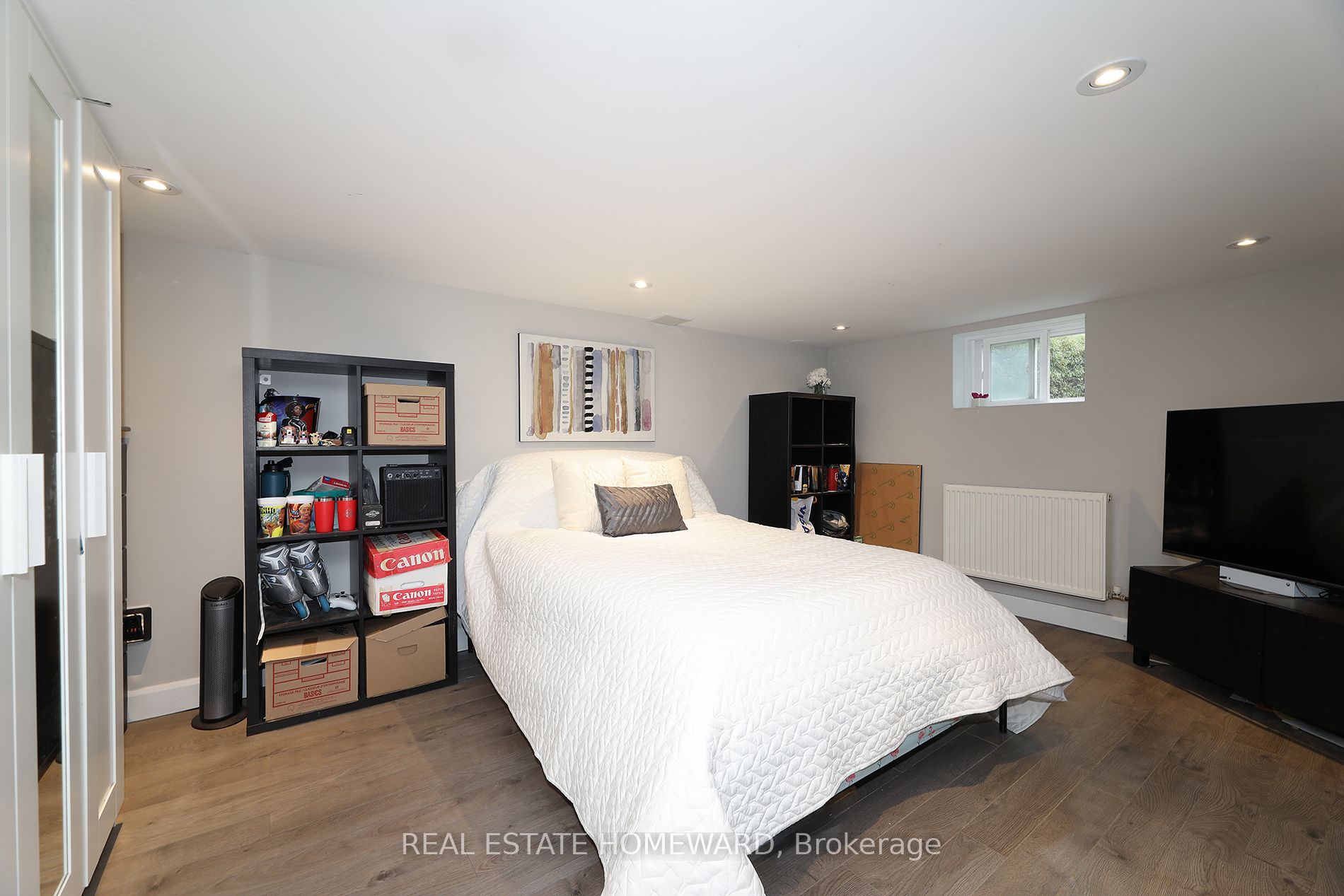 1 Pinegrove Avenue Property Photo 19