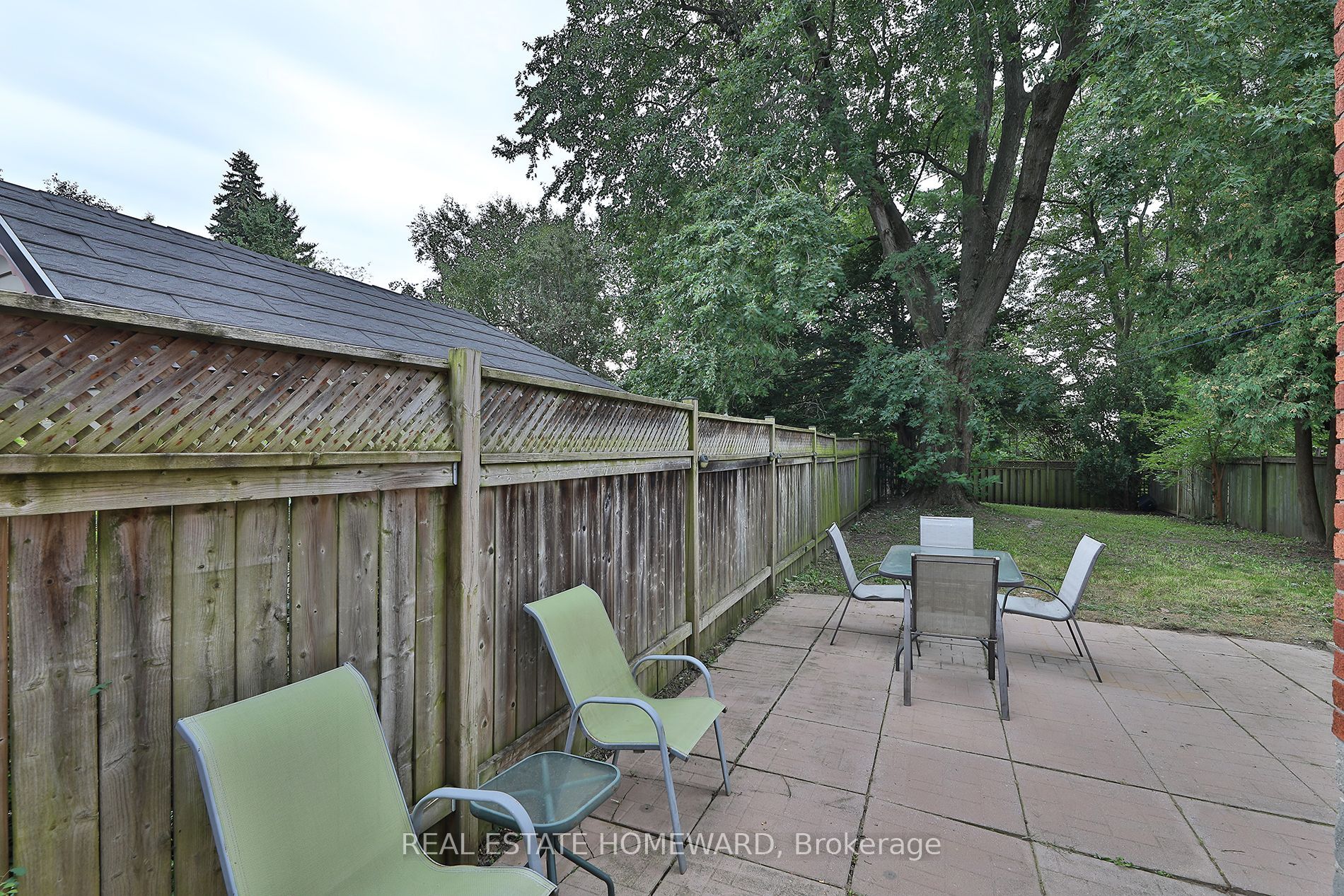 1 Pinegrove Avenue Property Photo 25