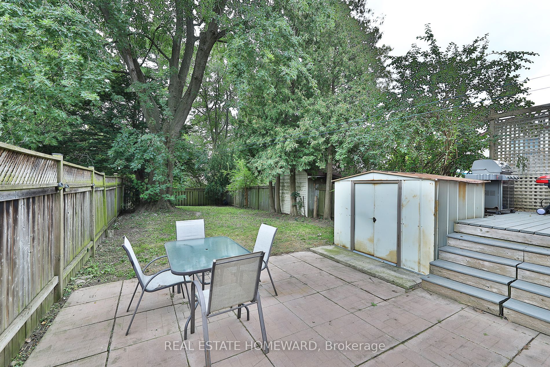 1 Pinegrove Avenue Property Photo 26
