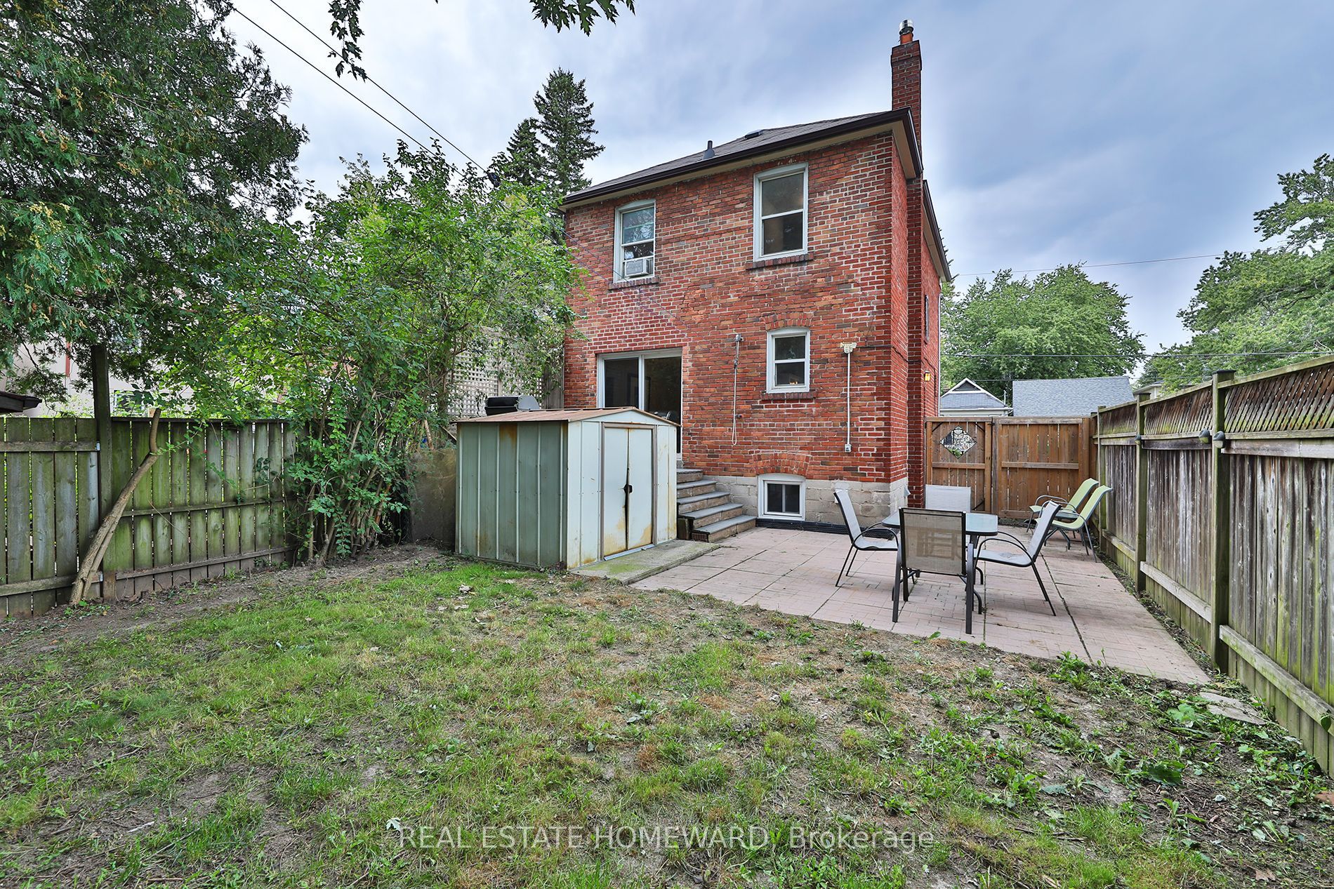 1 Pinegrove Avenue Property Photo 29