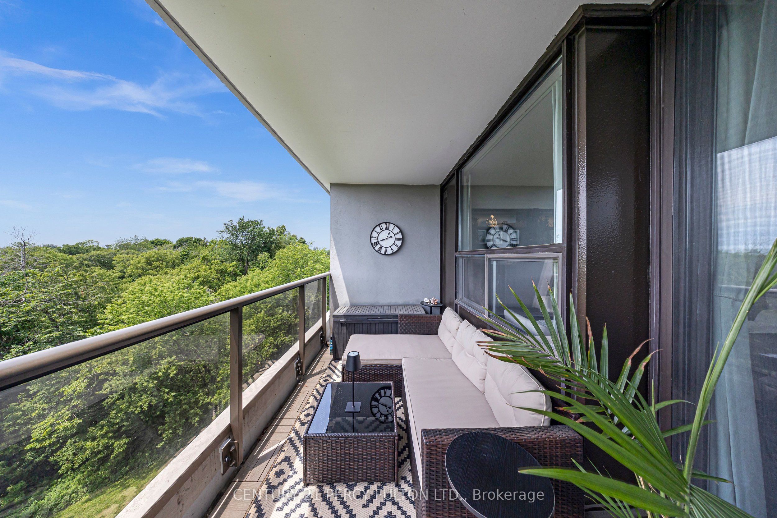 92 Church Street S 511 Property Photo 20