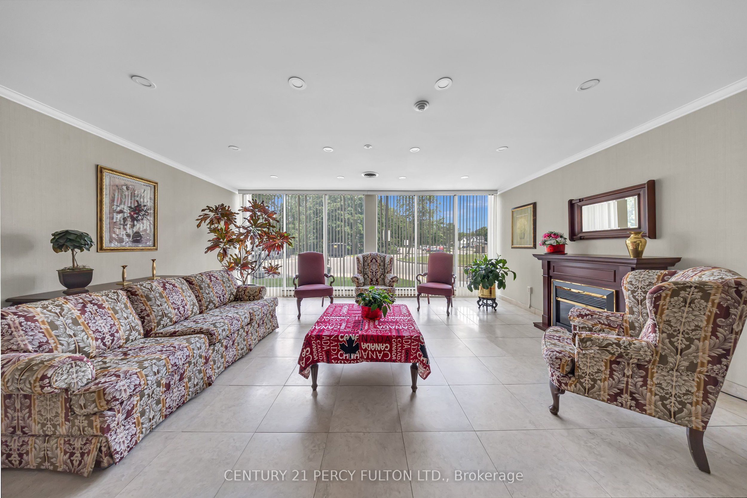 92 Church Street S 511 Property Photo 23