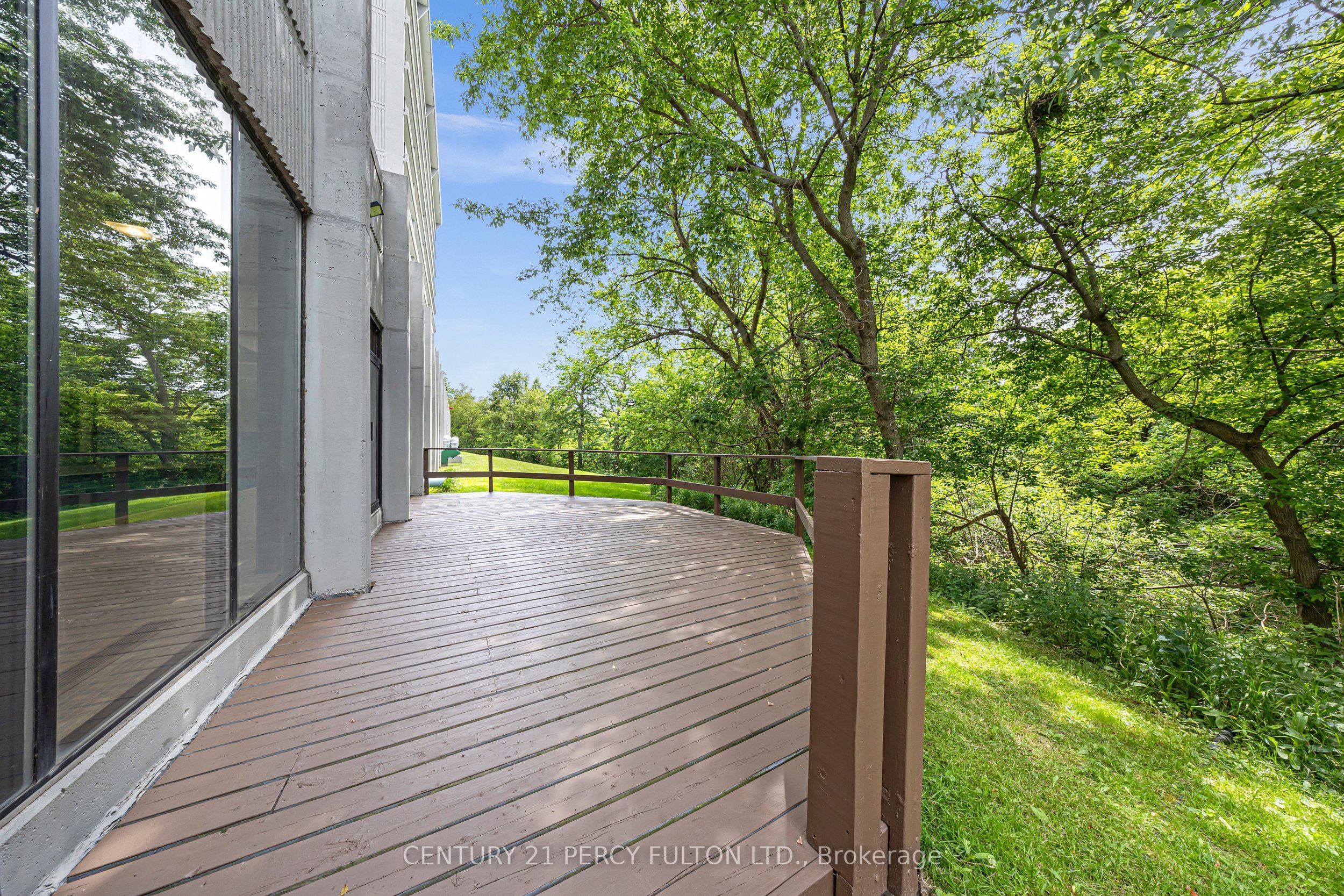 92 Church Street S 511 Property Photo 29