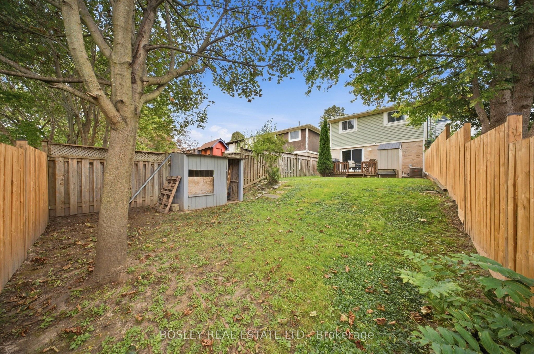 865 Gentry Crescent Property Photo 11