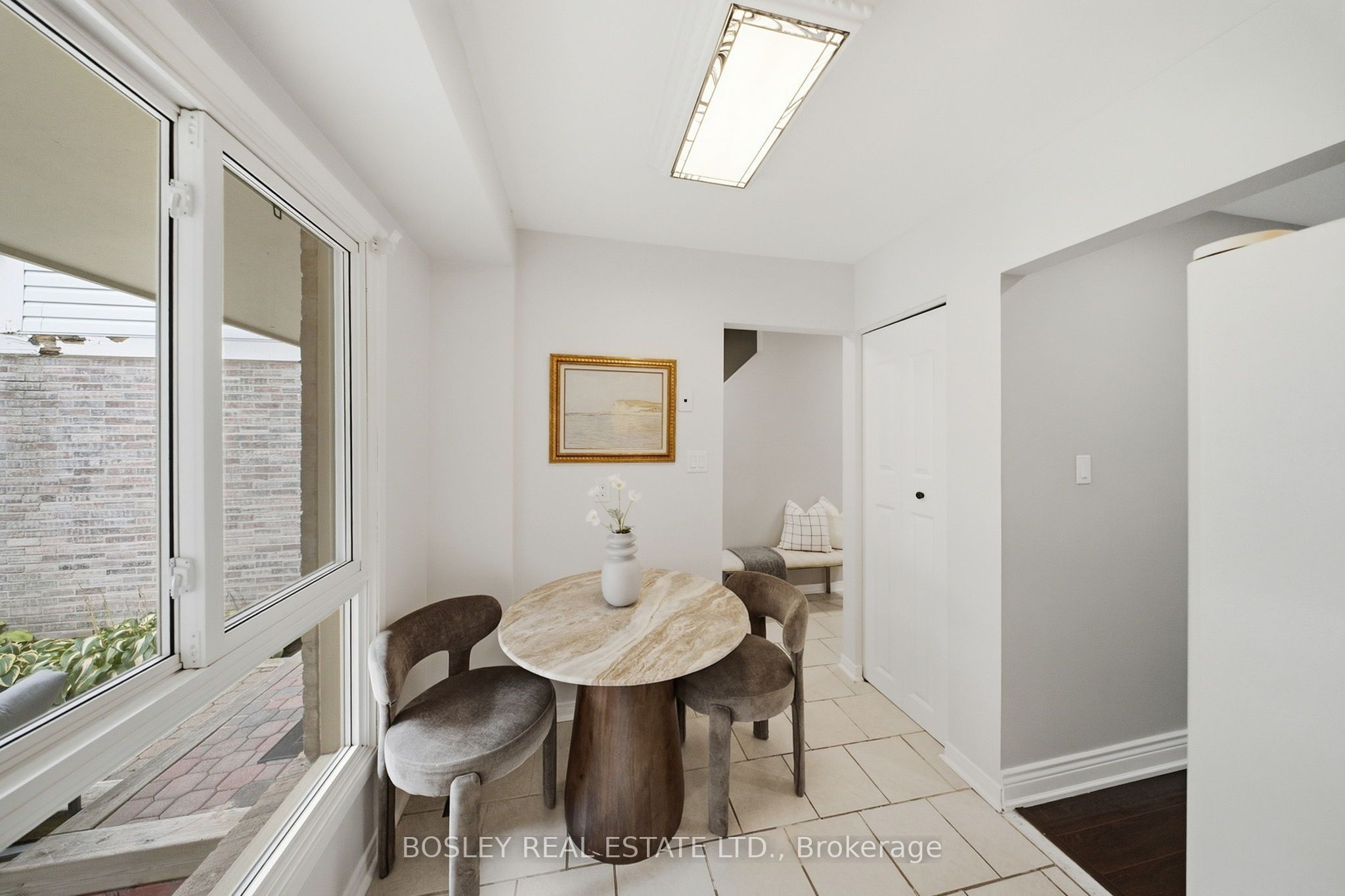 865 Gentry Crescent Property Photo 23