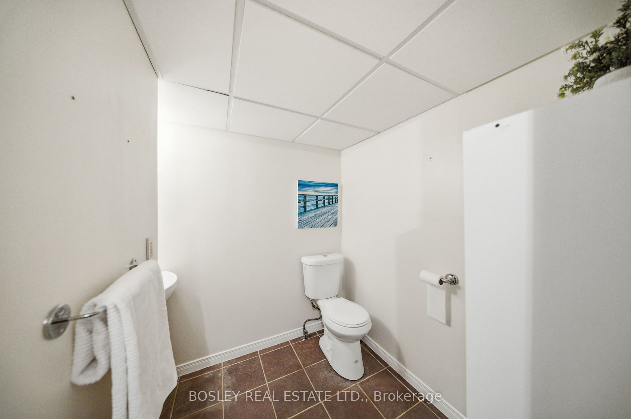 865 Gentry Crescent Property Photo 49
