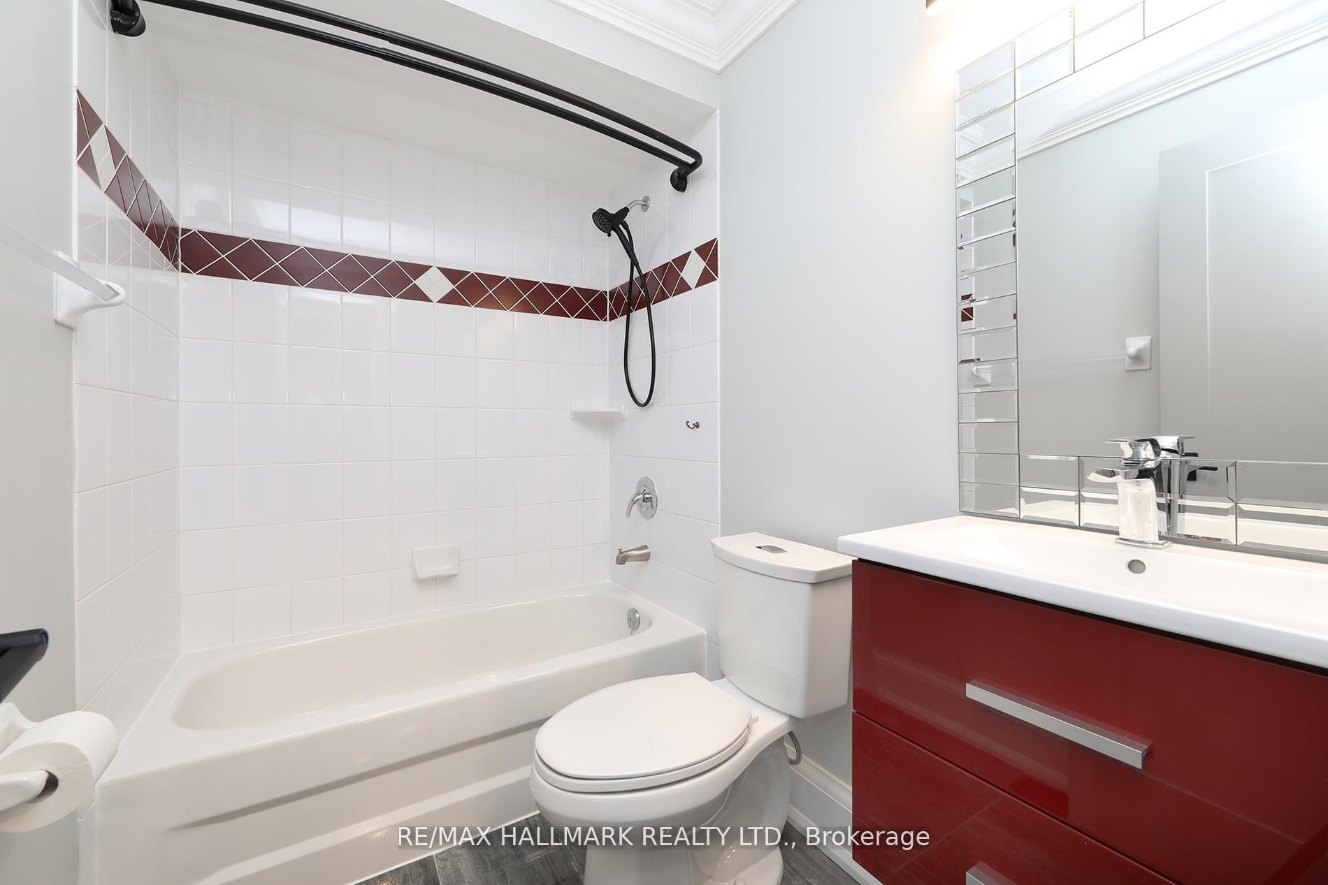 88 Colonel Danforth Trail Property Photo 32