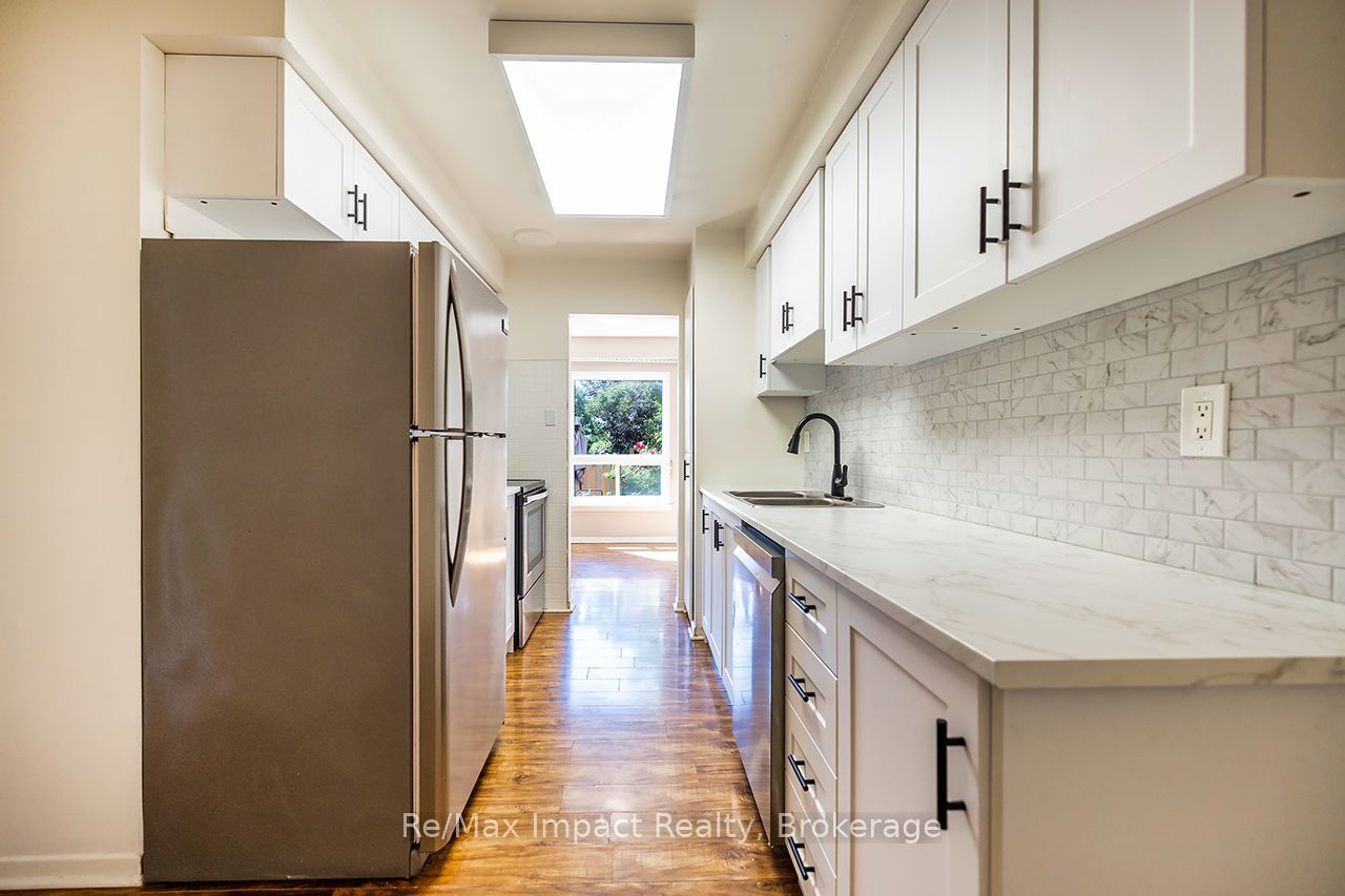 25 Tompkins Lane Property Photo 5