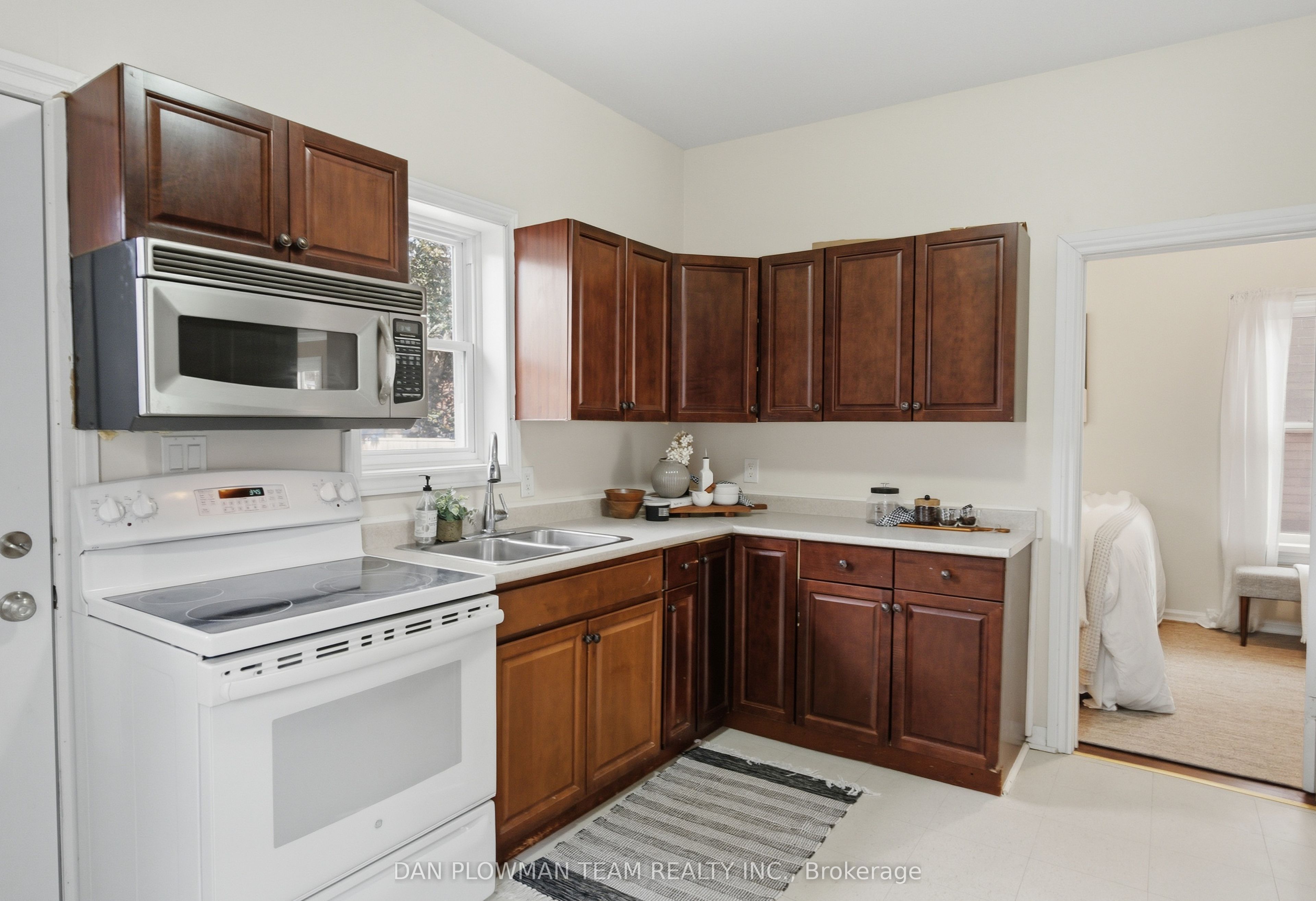 224 Arthur Street Property Photo 12