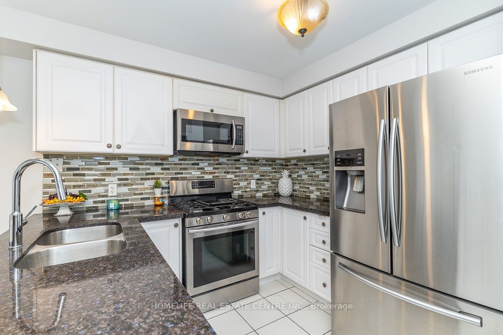 65 Batt Crescent Property Photo 19