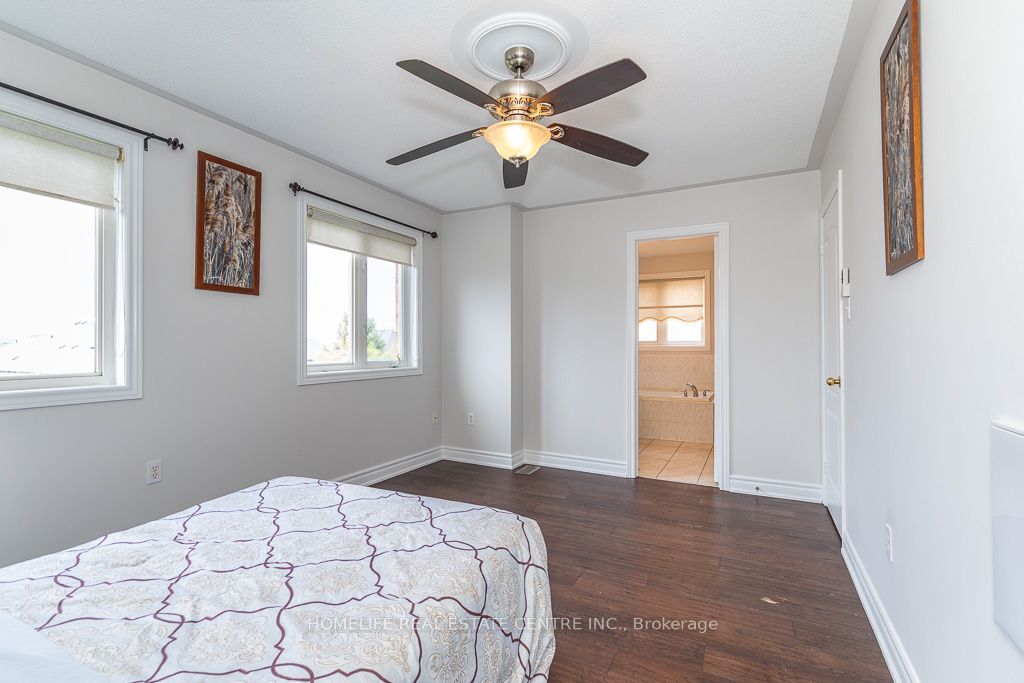 65 Batt Crescent Property Photo 28