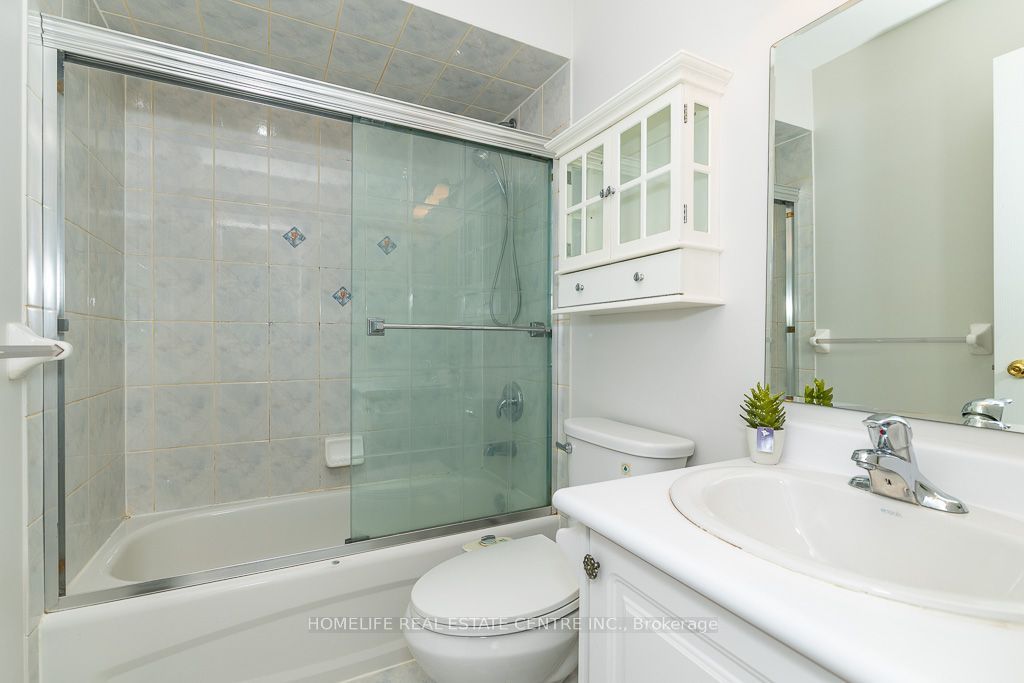 65 Batt Crescent Property Photo 36