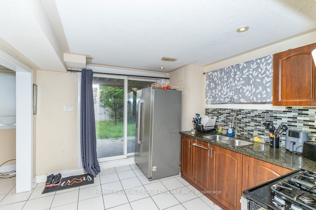 65 Batt Crescent Property Photo 41