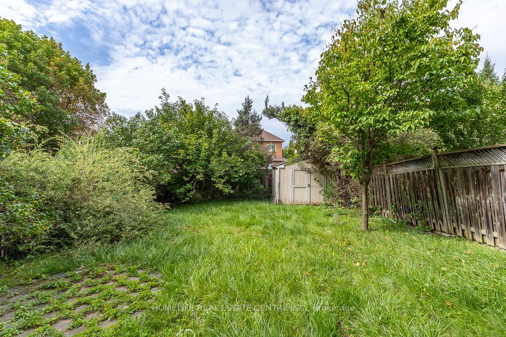 65 Batt Crescent Property Photo 47