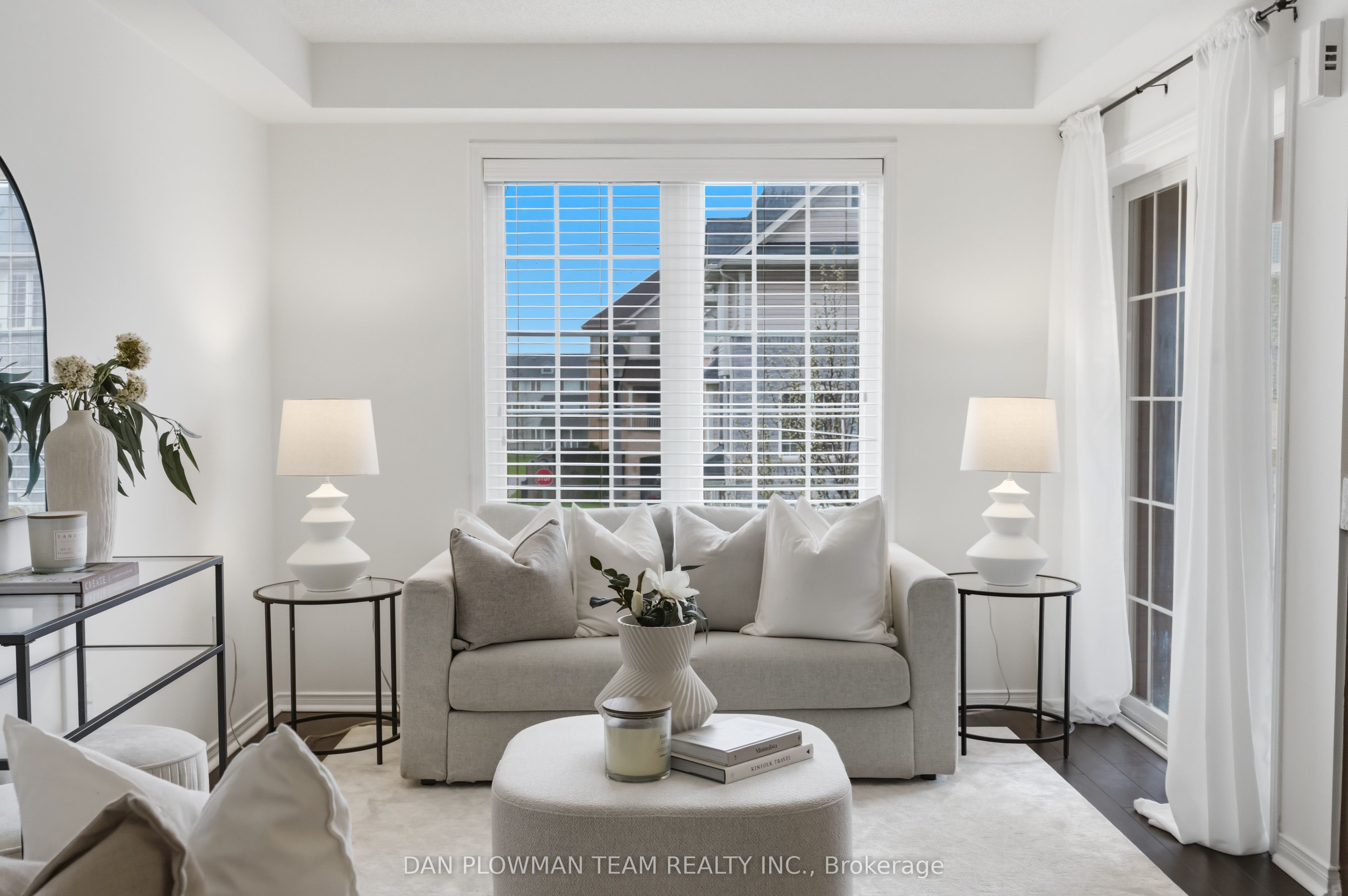 23 Blunden Road Property Photo 5