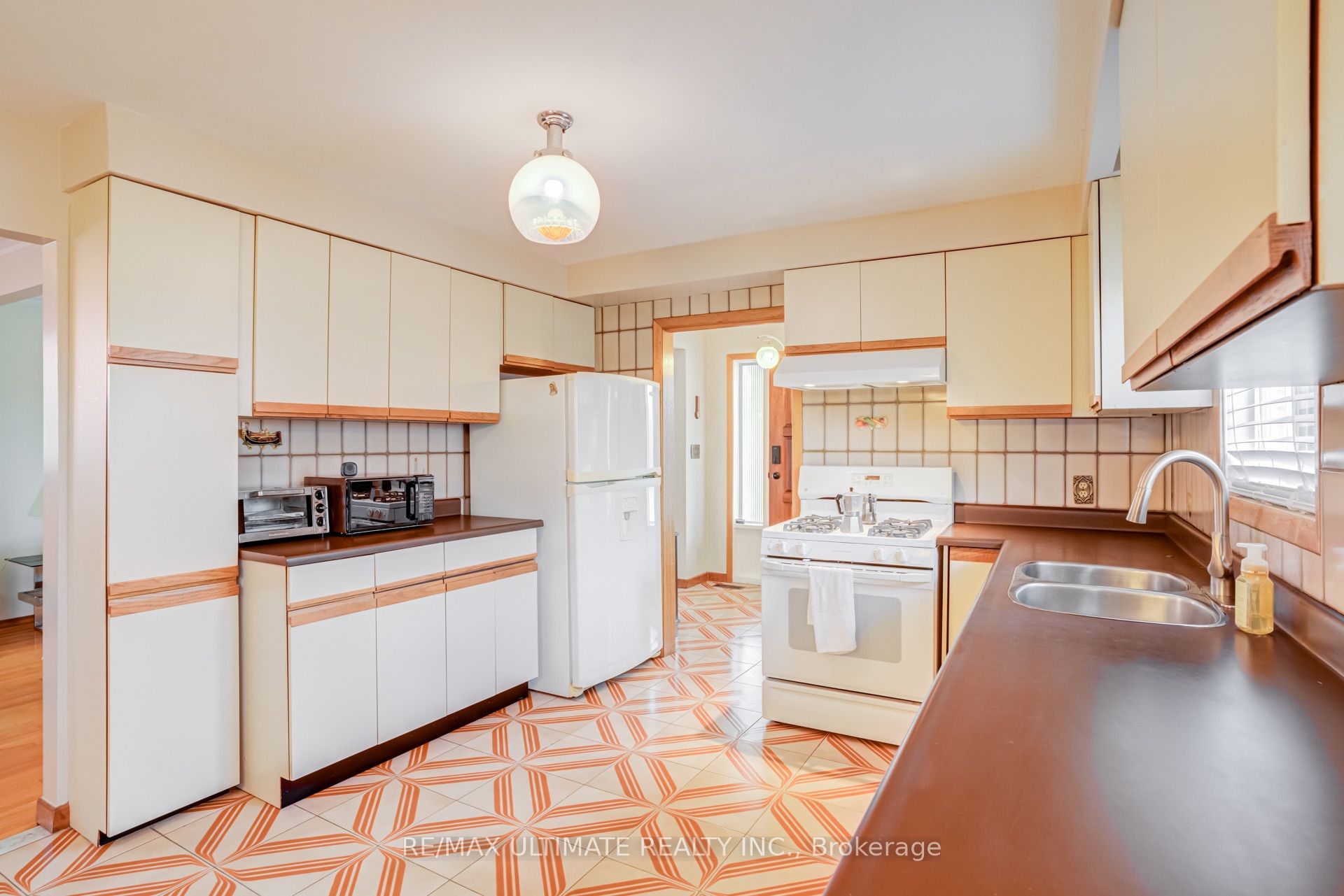 50 Chillery Avenue Property Photo 12