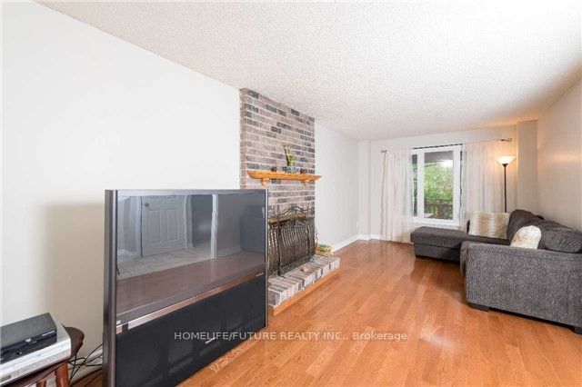 17 Chadwick Drive Property Photo 3