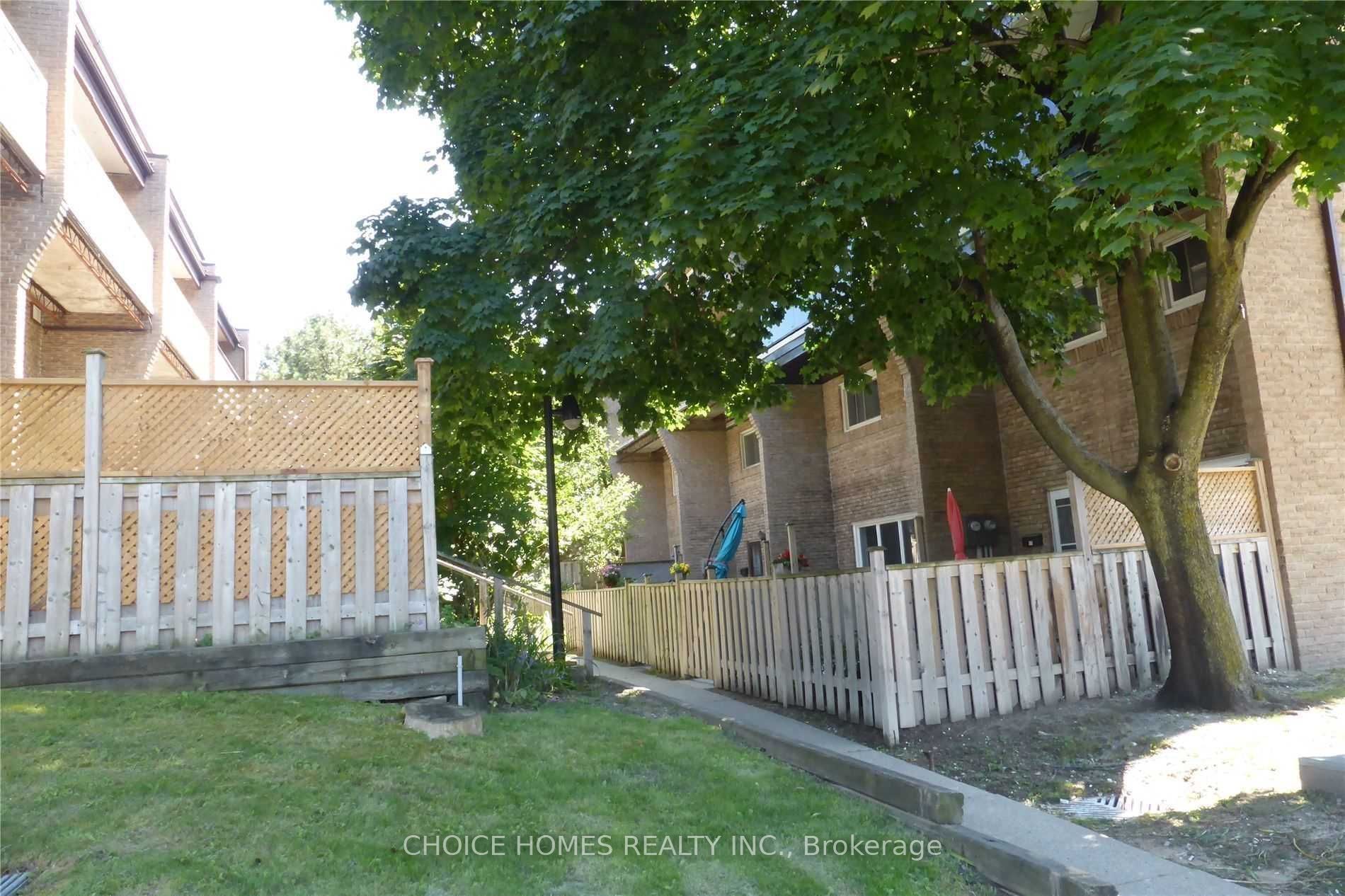 23-91 Muir Drive Property Photo 22