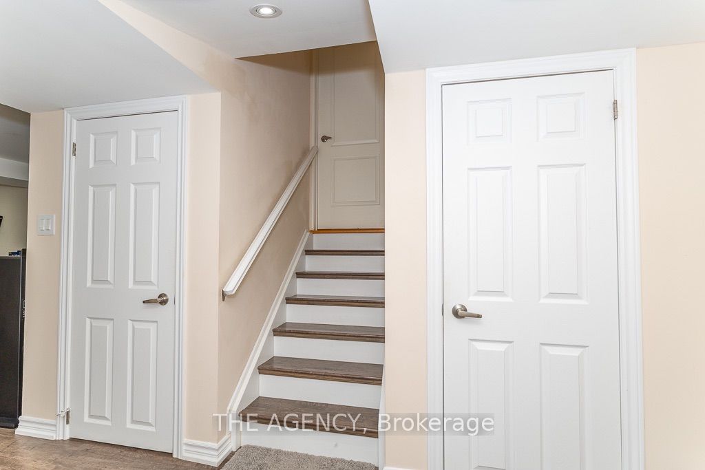 54 Thames Drive Property Photo 16