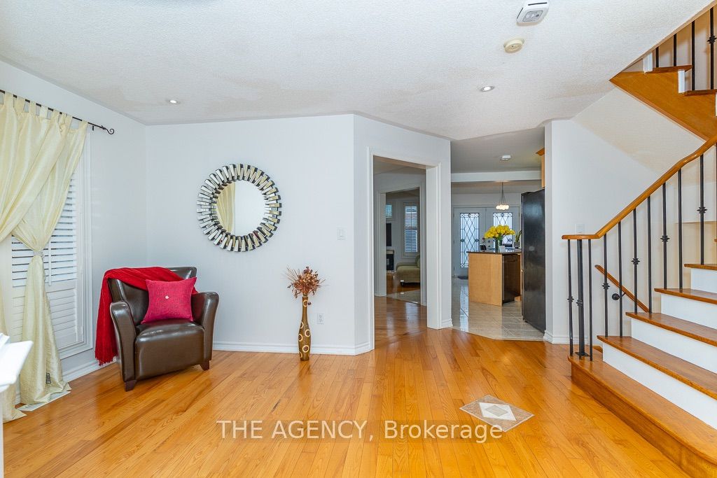 54 Thames Drive Property Photo 17