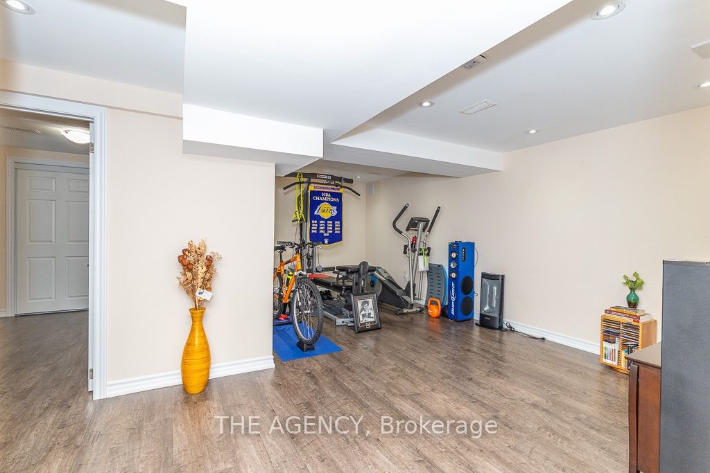 54 Thames Drive Property Photo 28