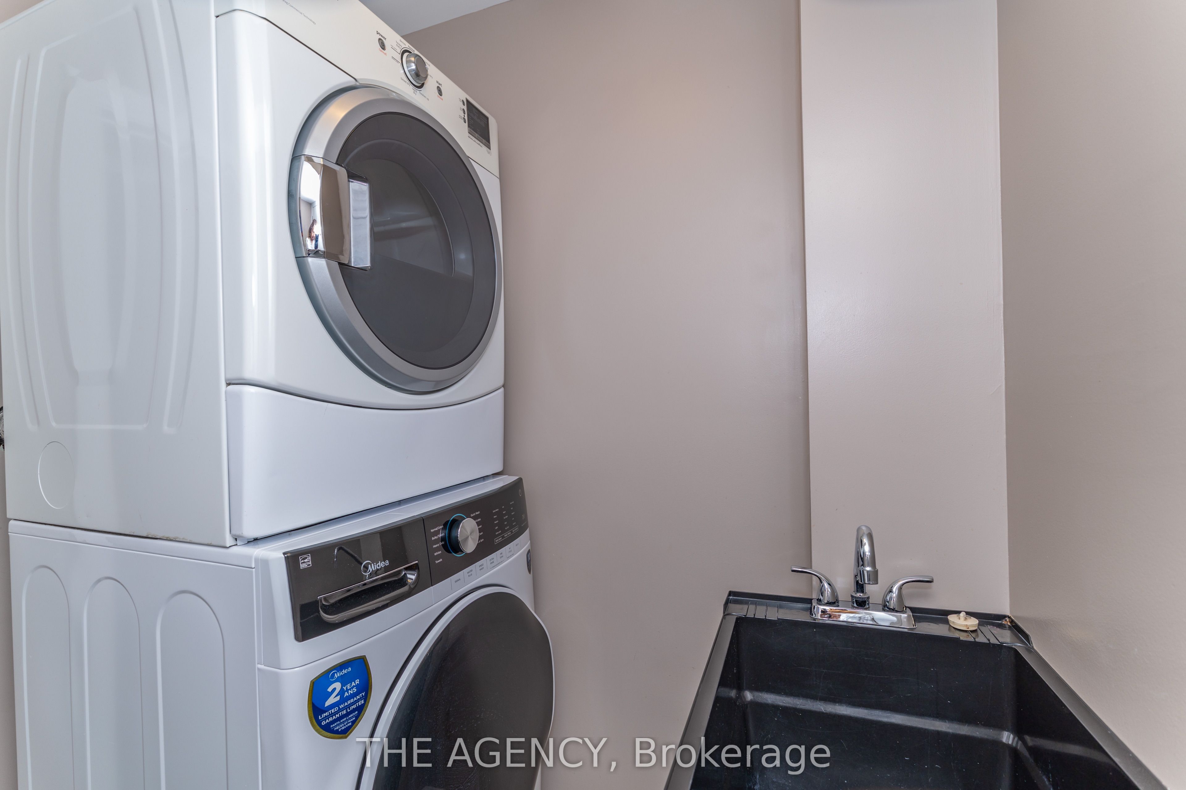 54 Thames Drive Property Photo 34