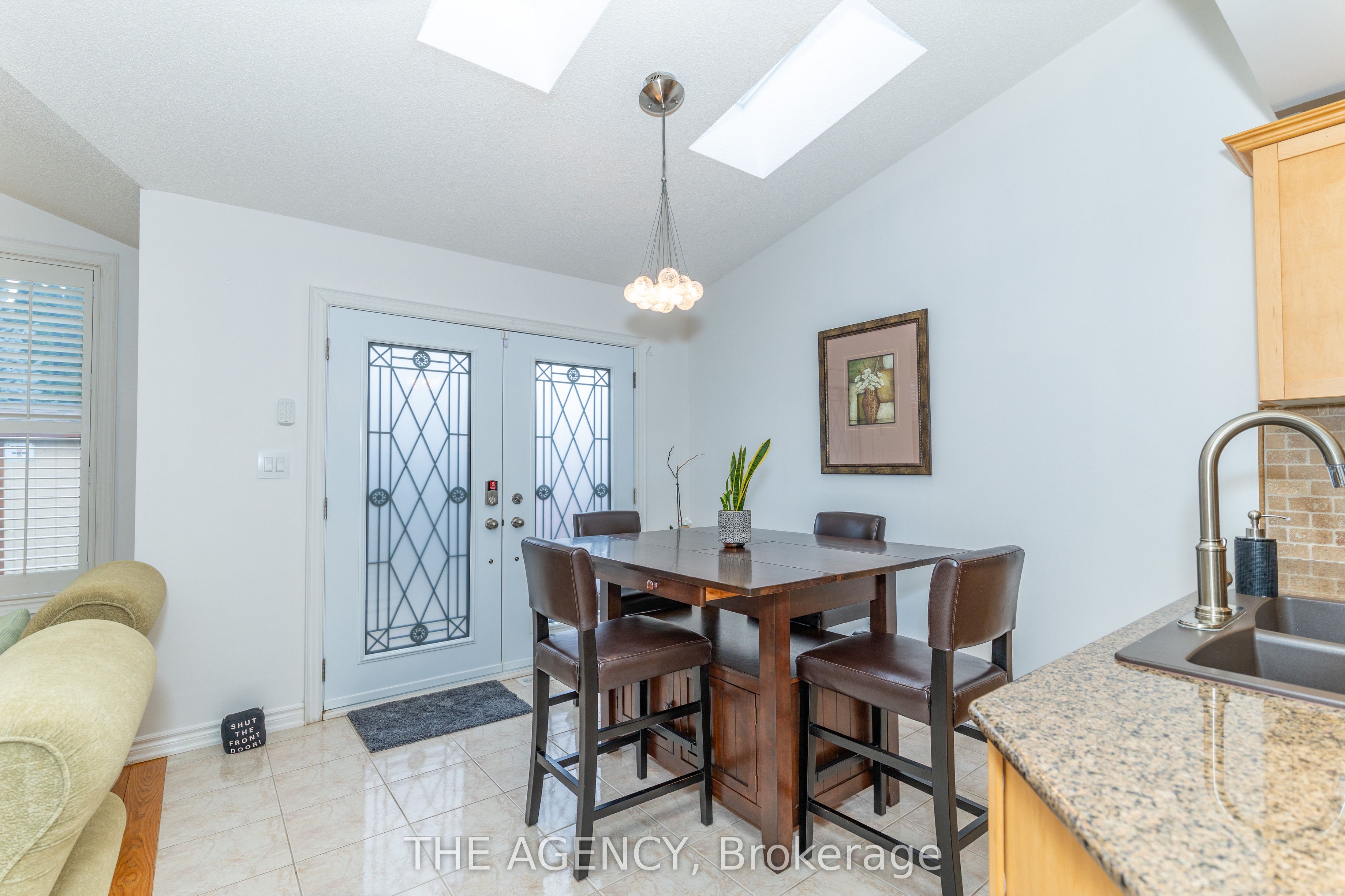 54 Thames Drive Property Photo 38