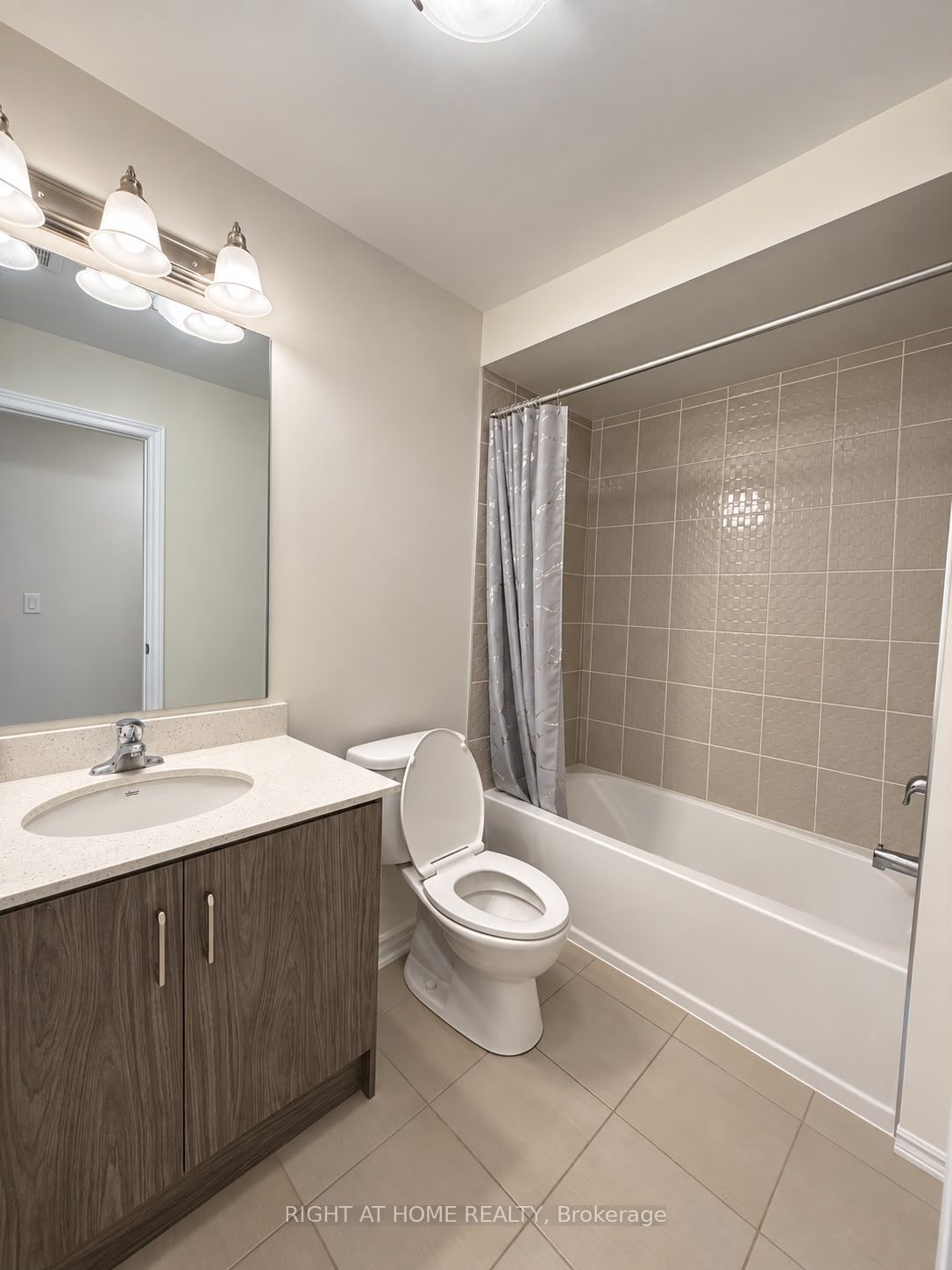 10 Morrison Crescent Property Photo 6