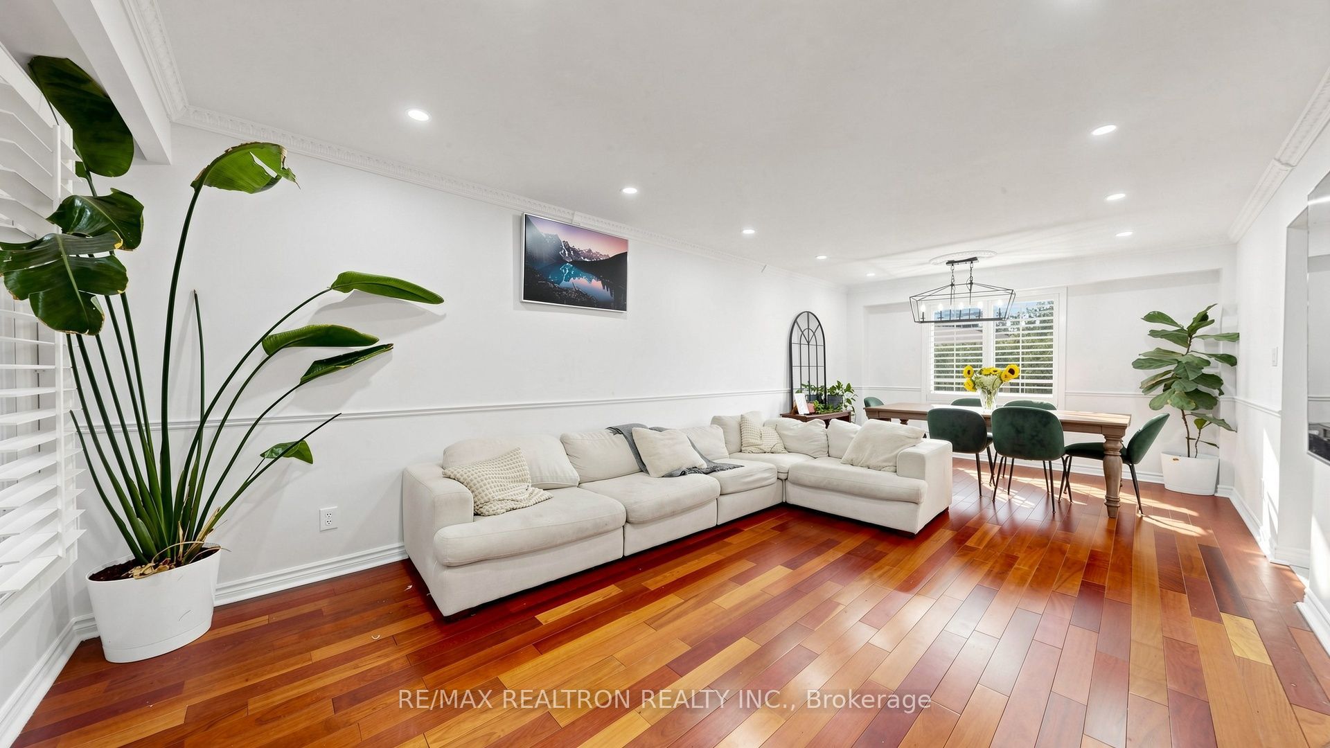 349 Siena Court Property Photo 7
