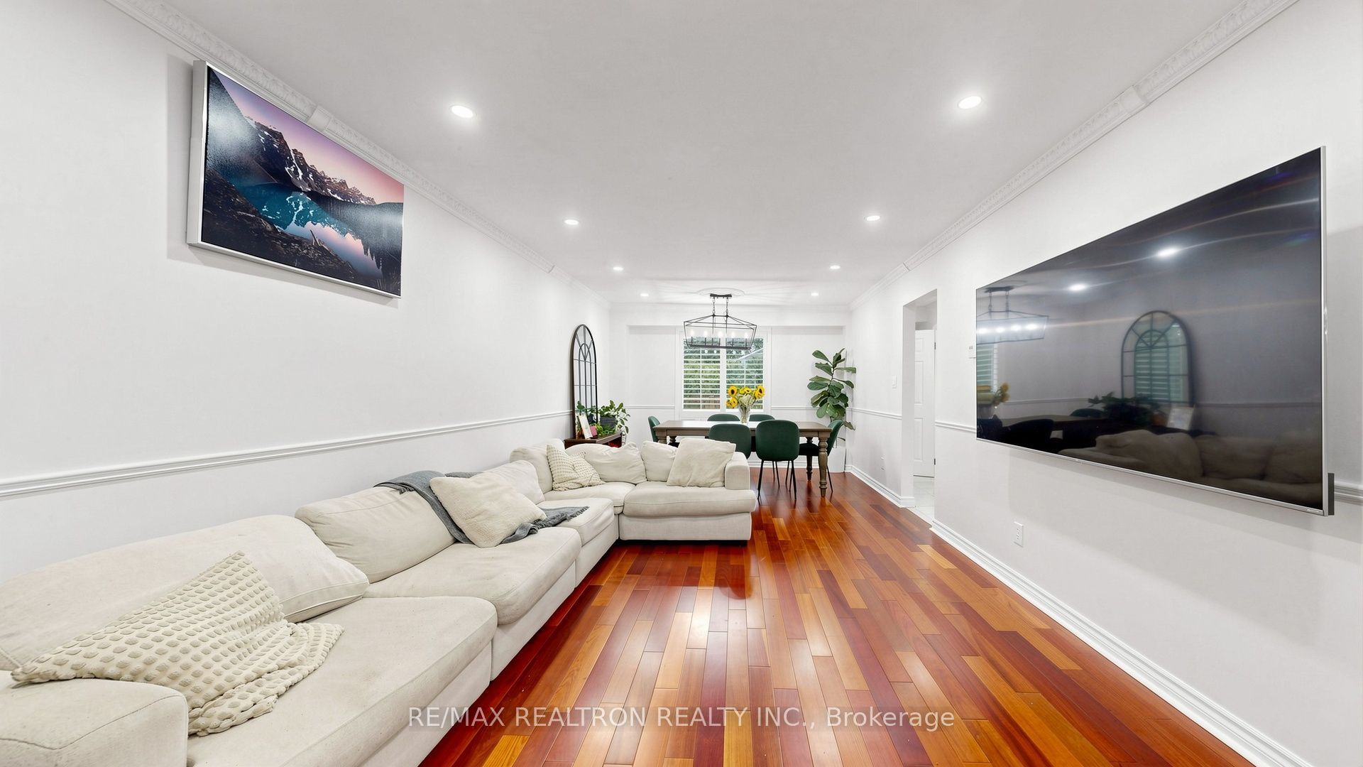 349 Siena Court Property Photo 8