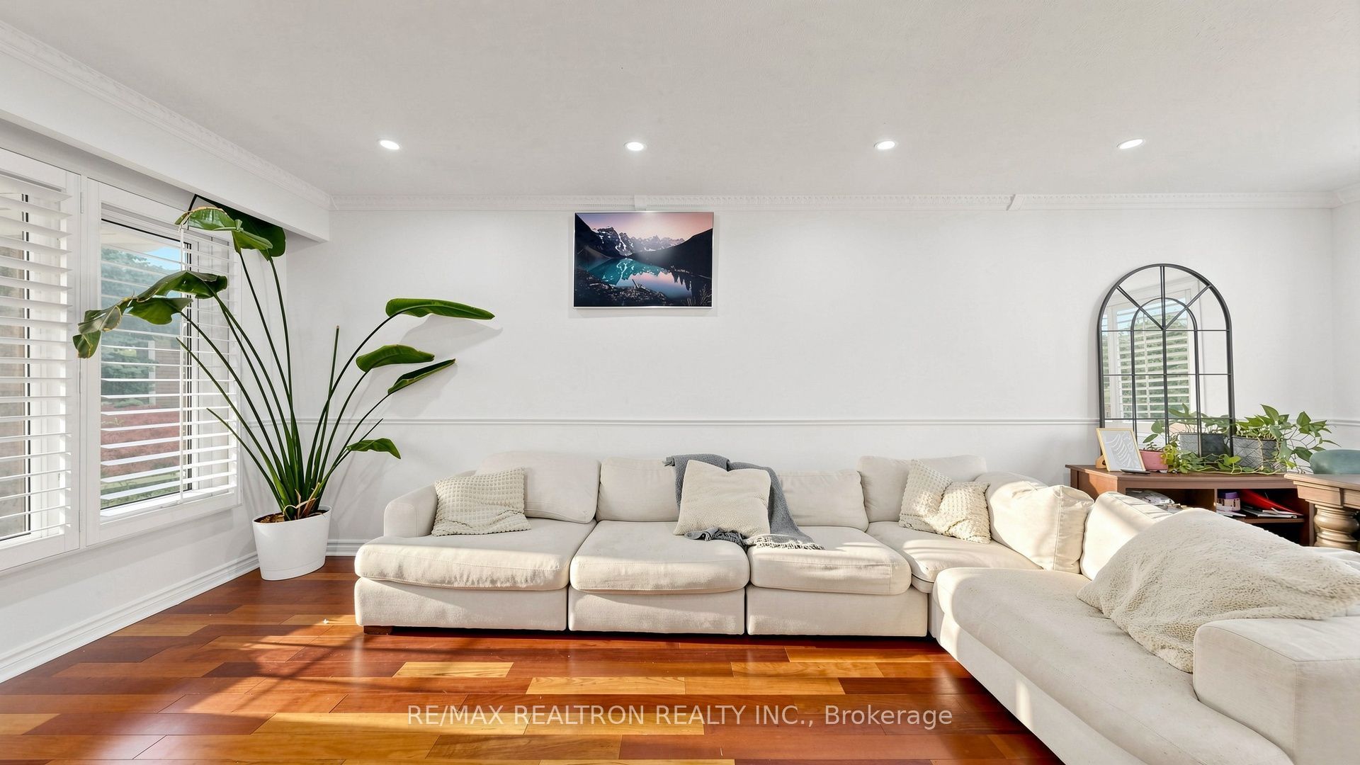 349 Siena Court Property Photo 9