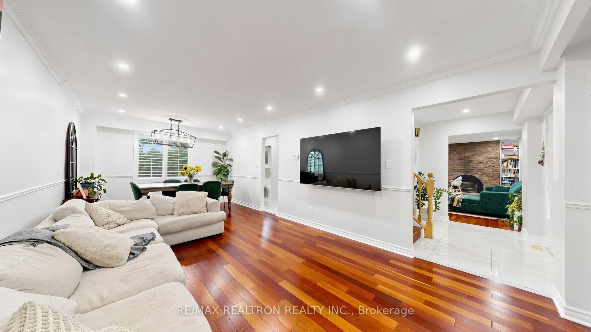 349 Siena Court Property Photo 10