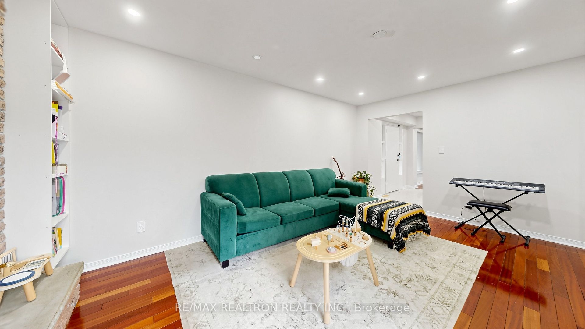 349 Siena Court Property Photo 14