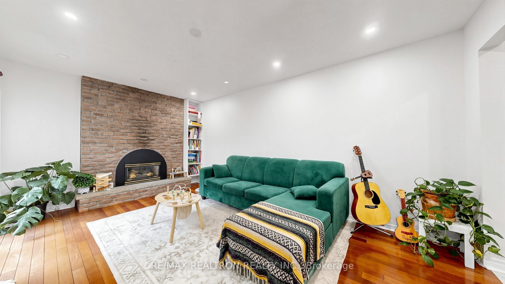 349 Siena Court Property Photo 15