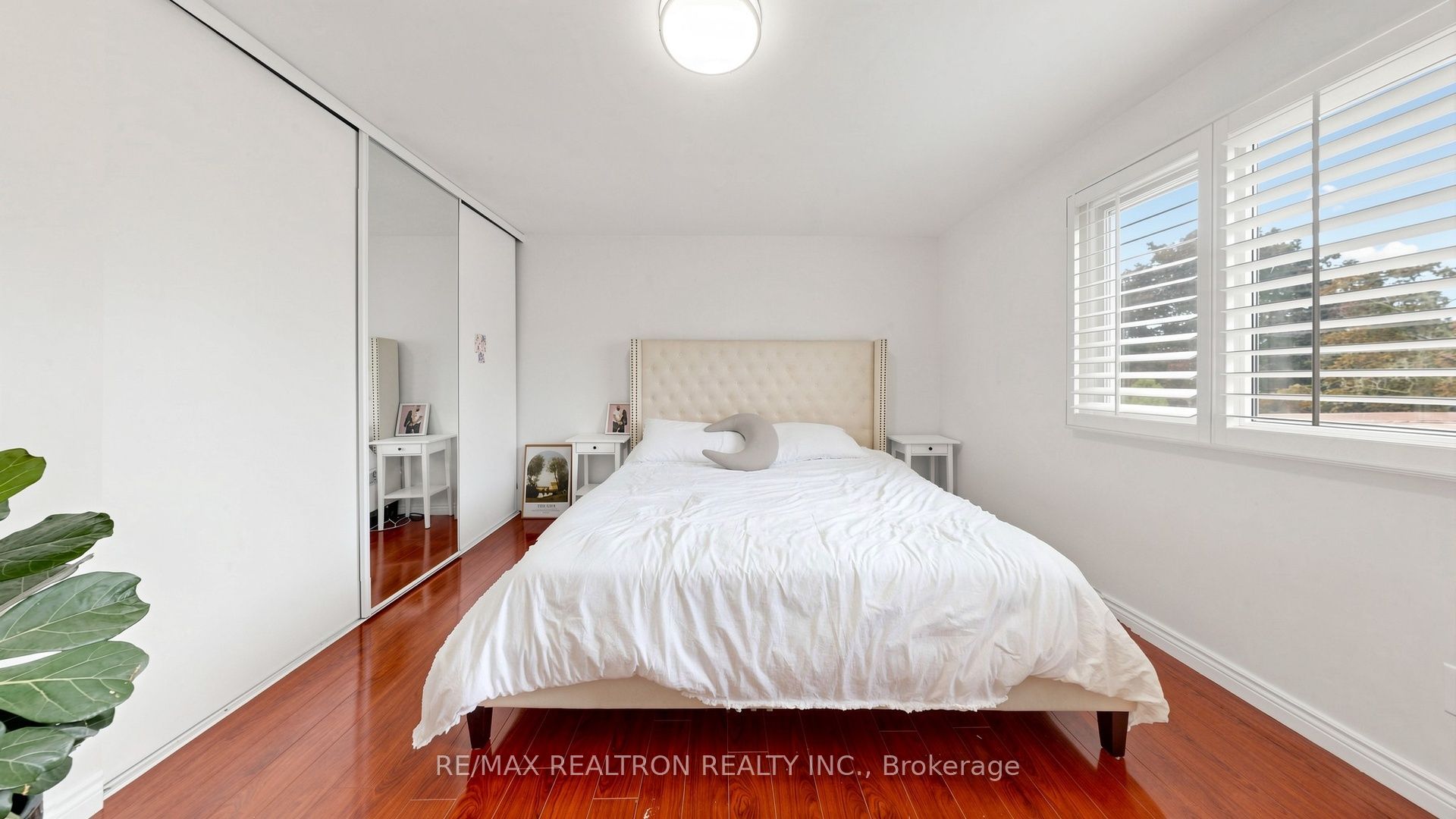 349 Siena Court Property Photo 24