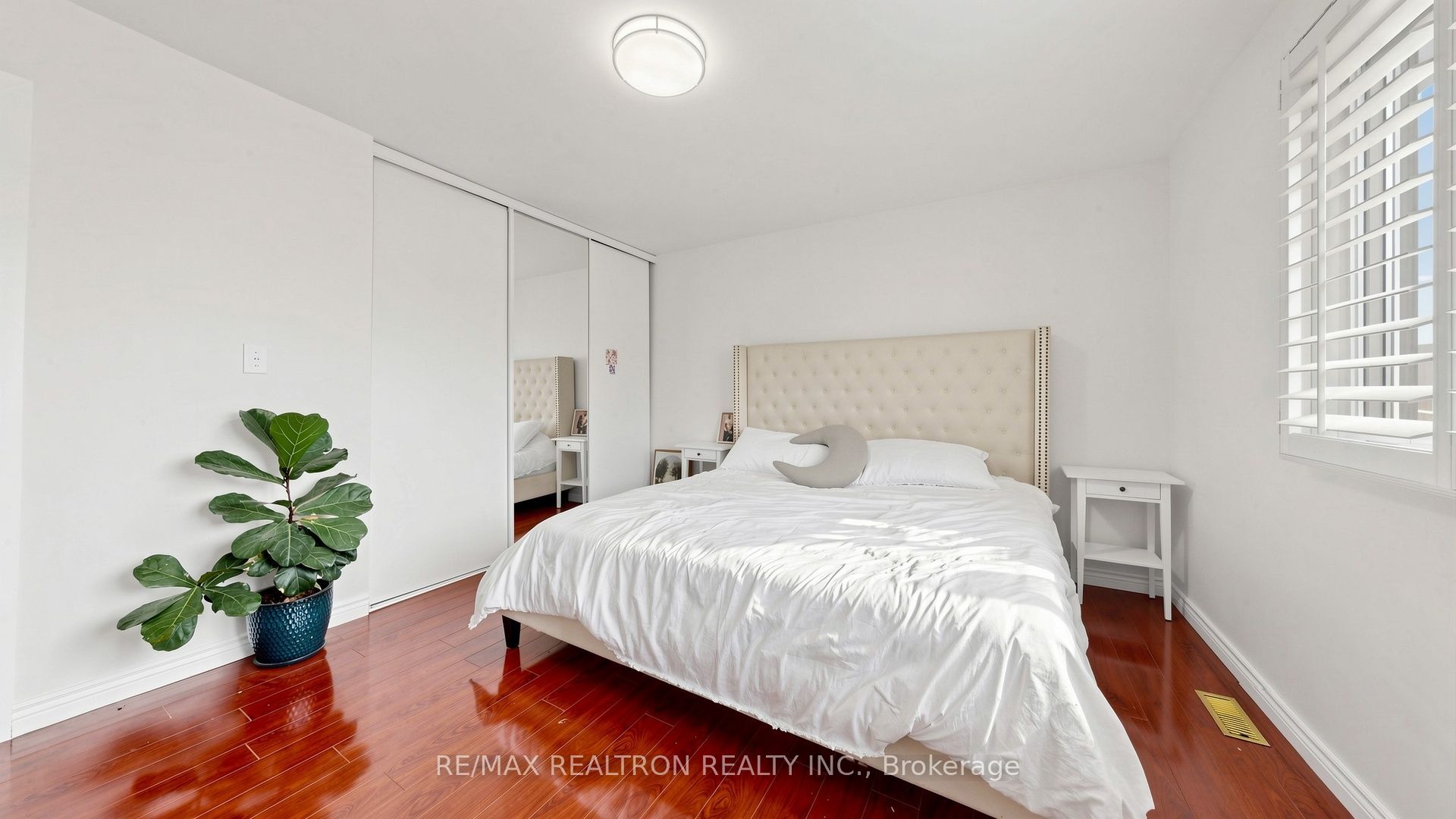 349 Siena Court Property Photo 25