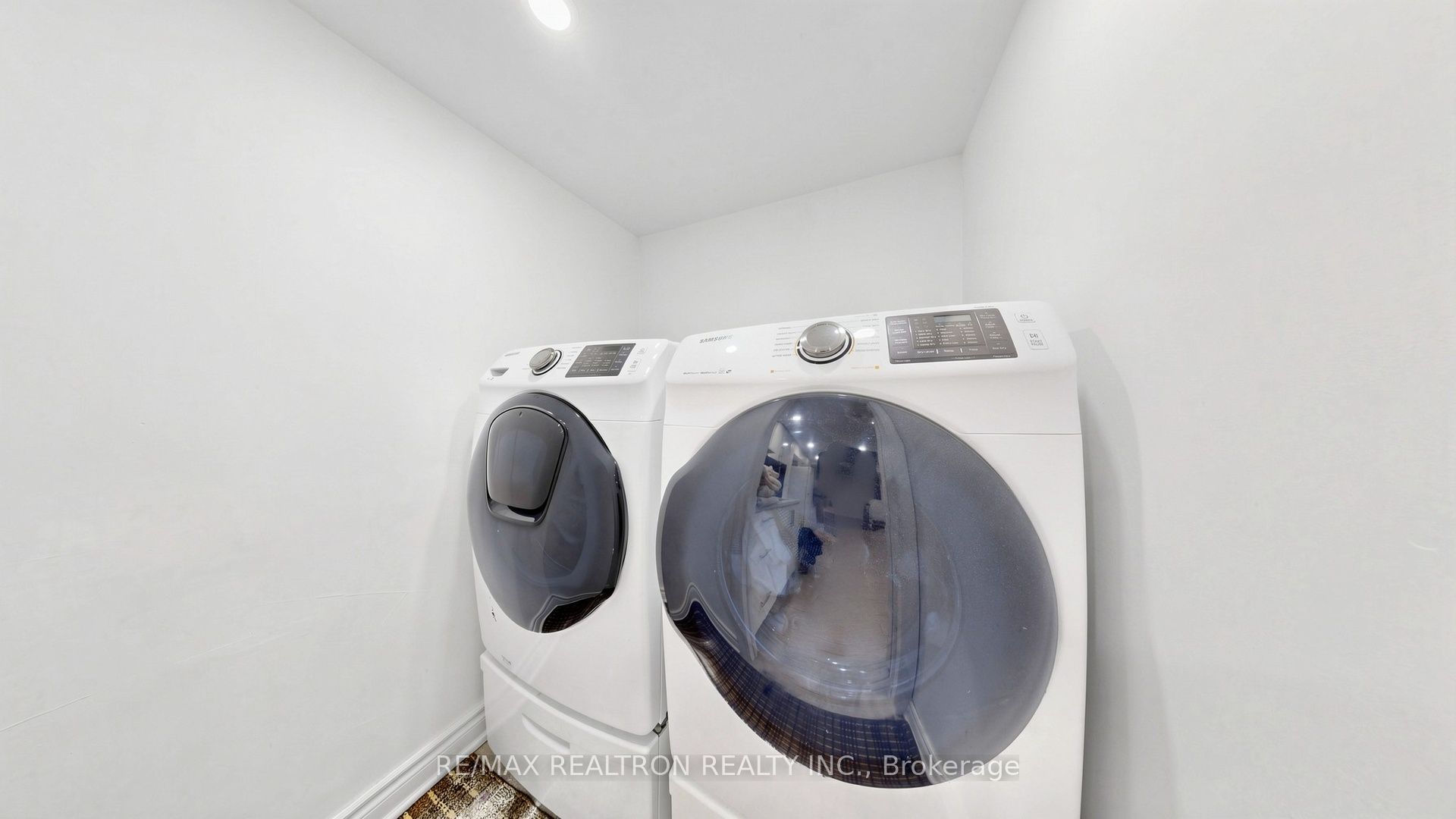 349 Siena Court Property Photo 44
