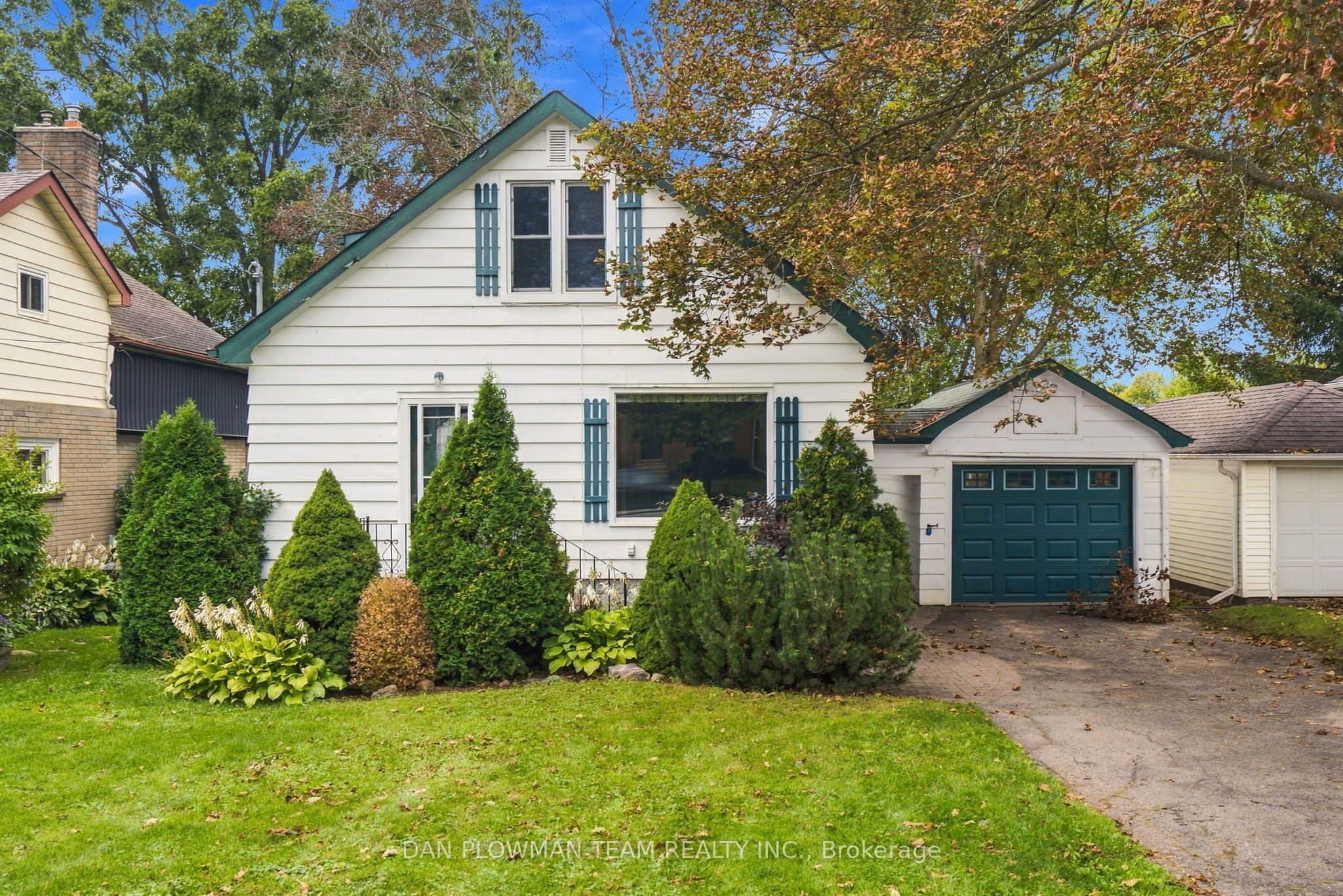 98 Scugog Street Property Photo 1