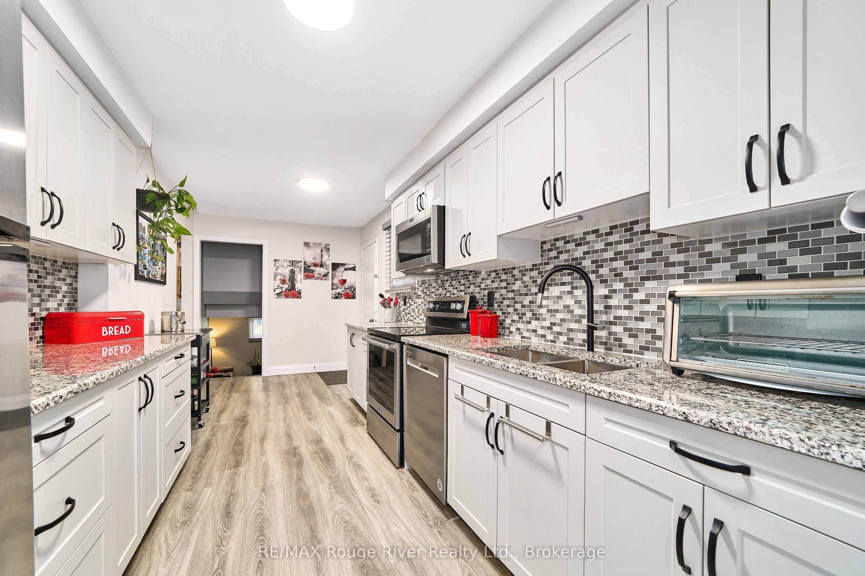 607 Foxrun Court Property Photo 12