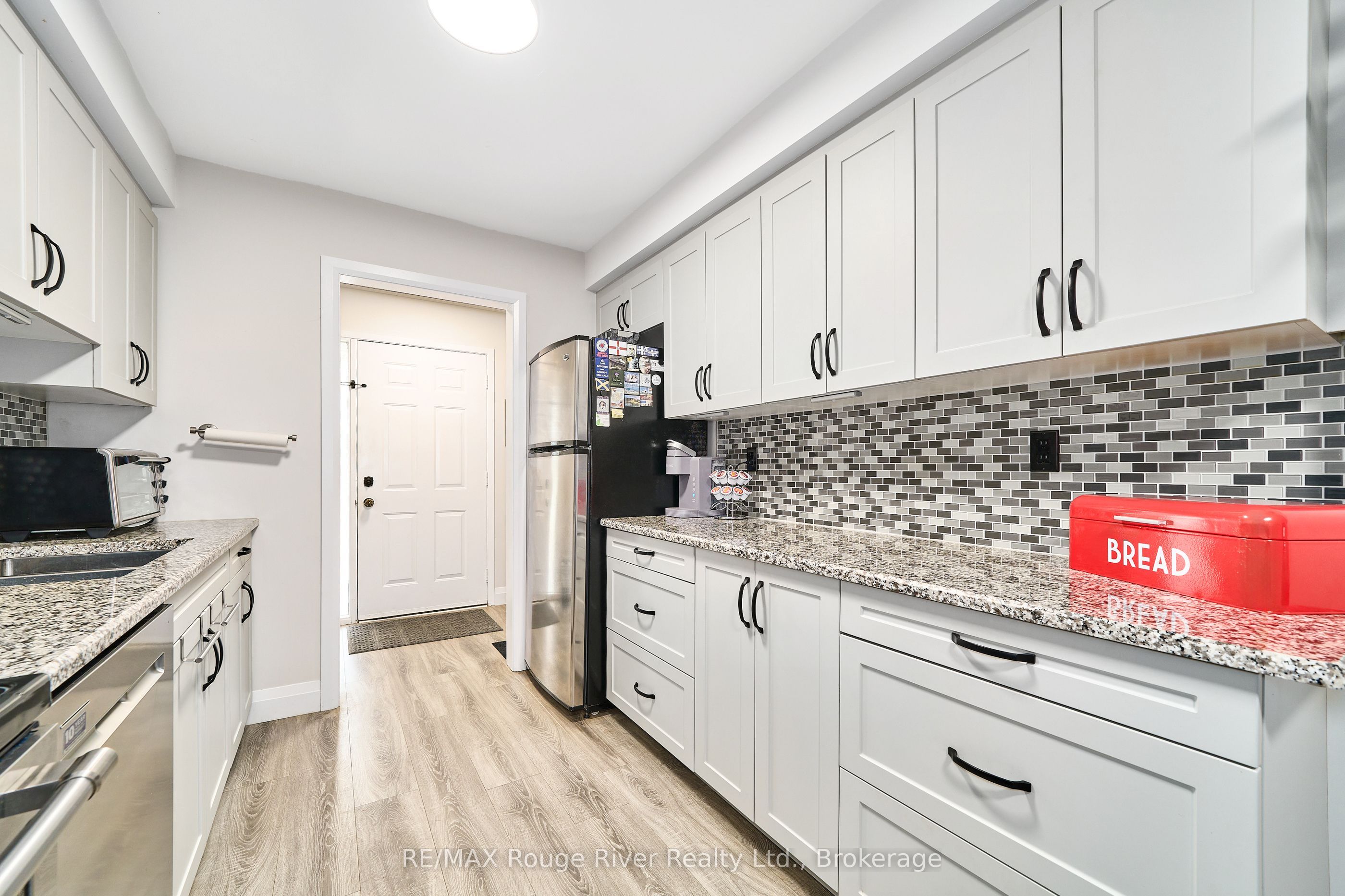 607 Foxrun Court Property Photo 14