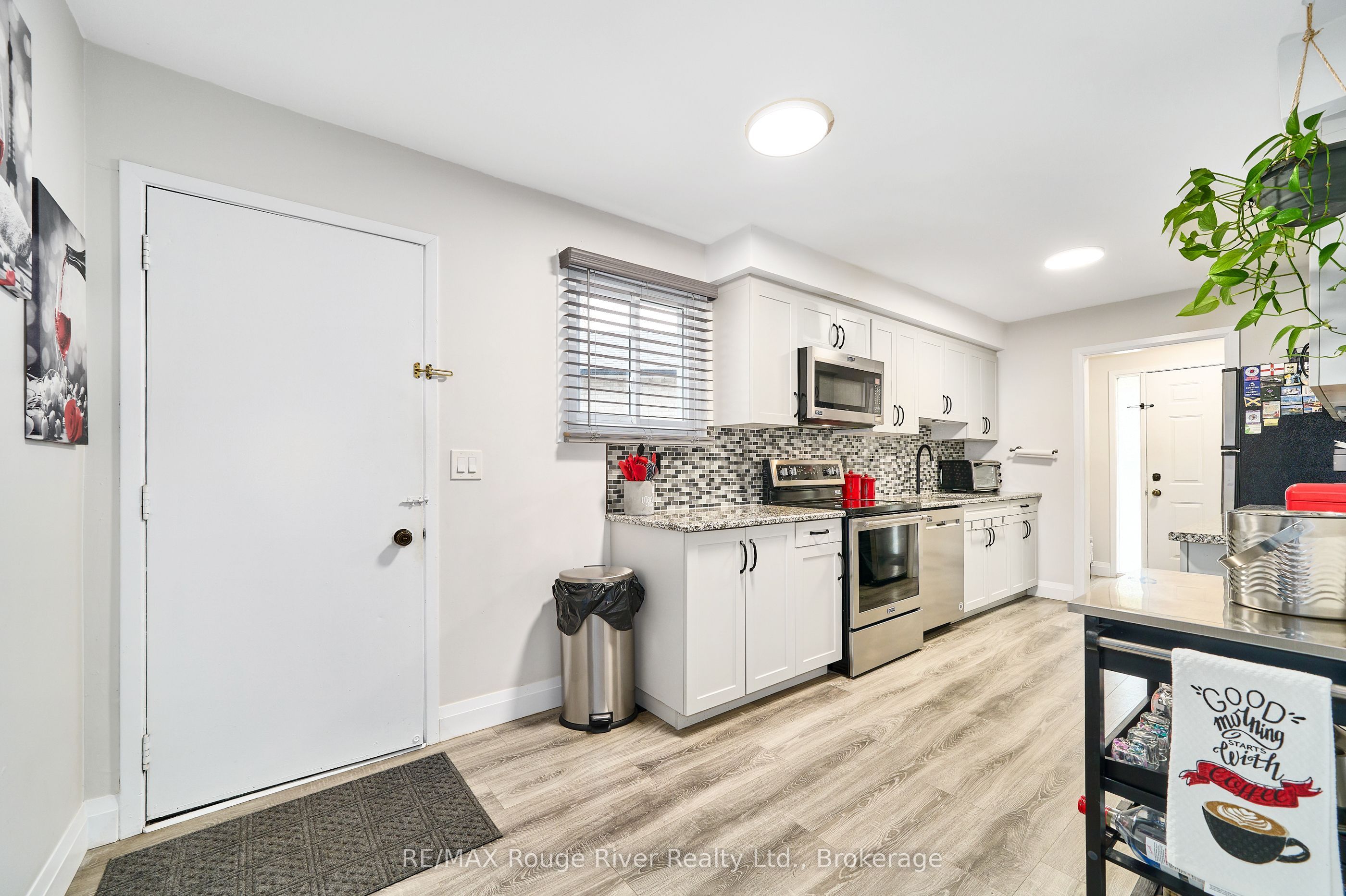 607 Foxrun Court Property Photo 17