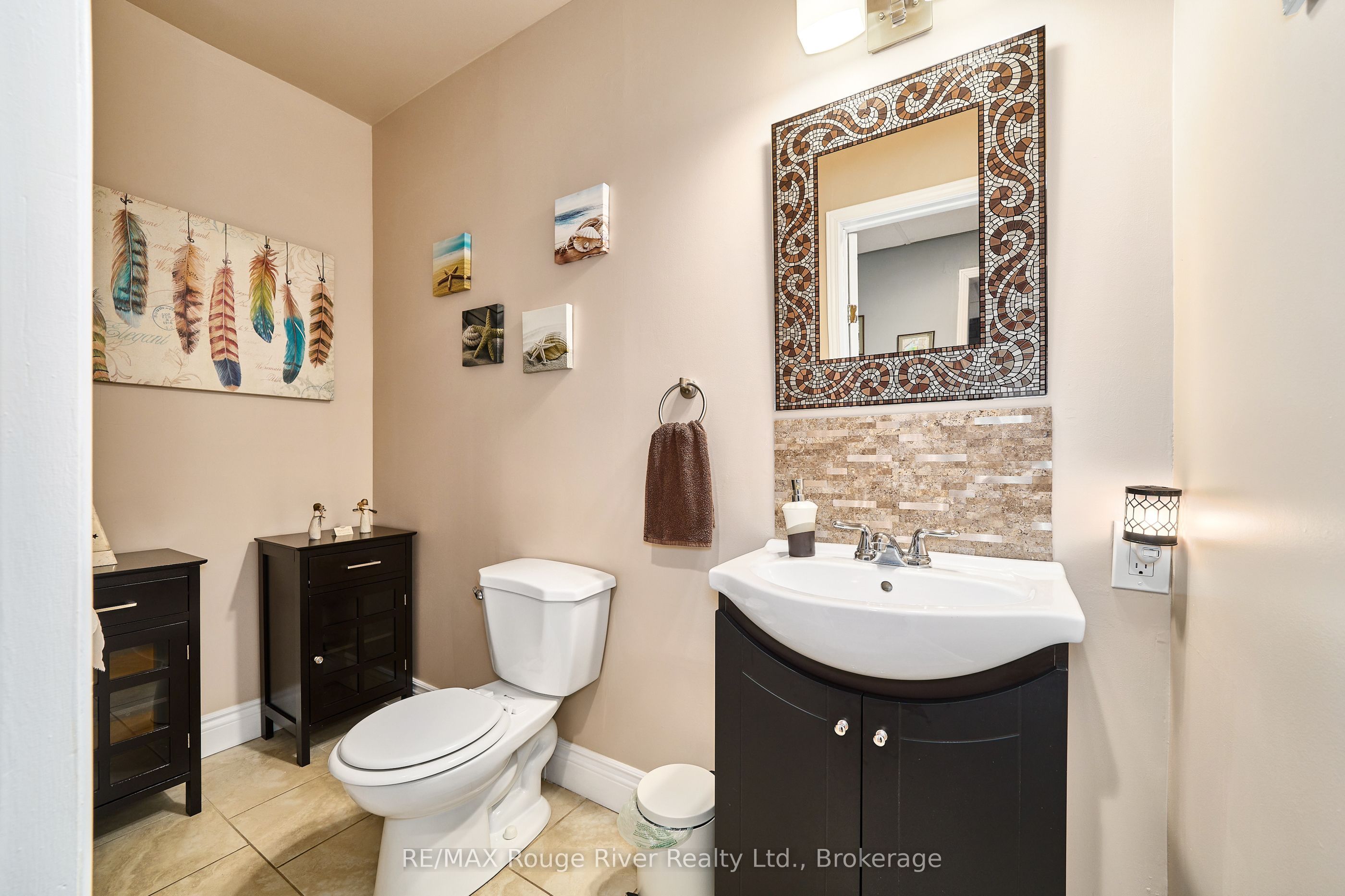 607 Foxrun Court Property Photo 32