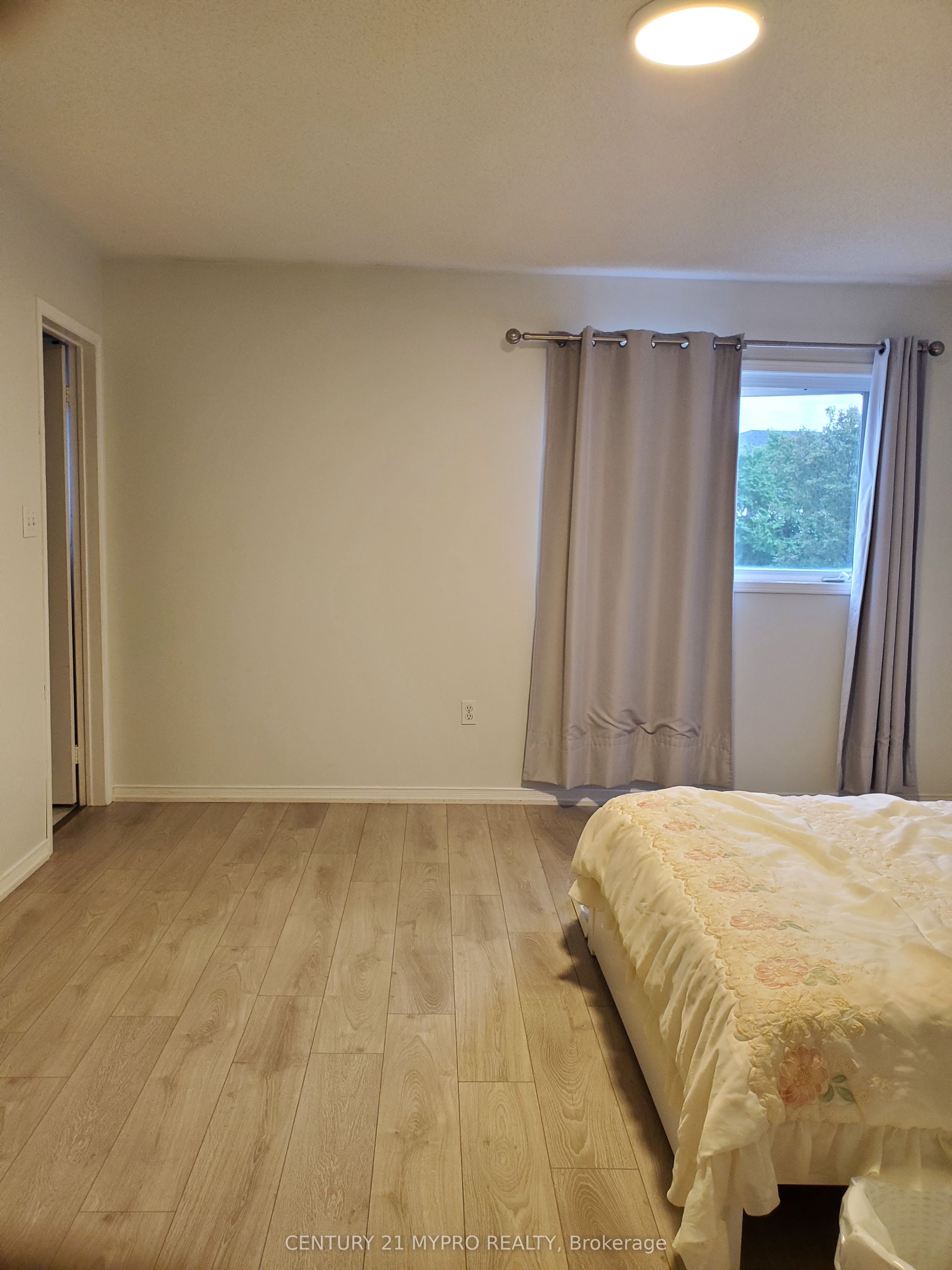 11 Oglevie Drive Property Photo 12