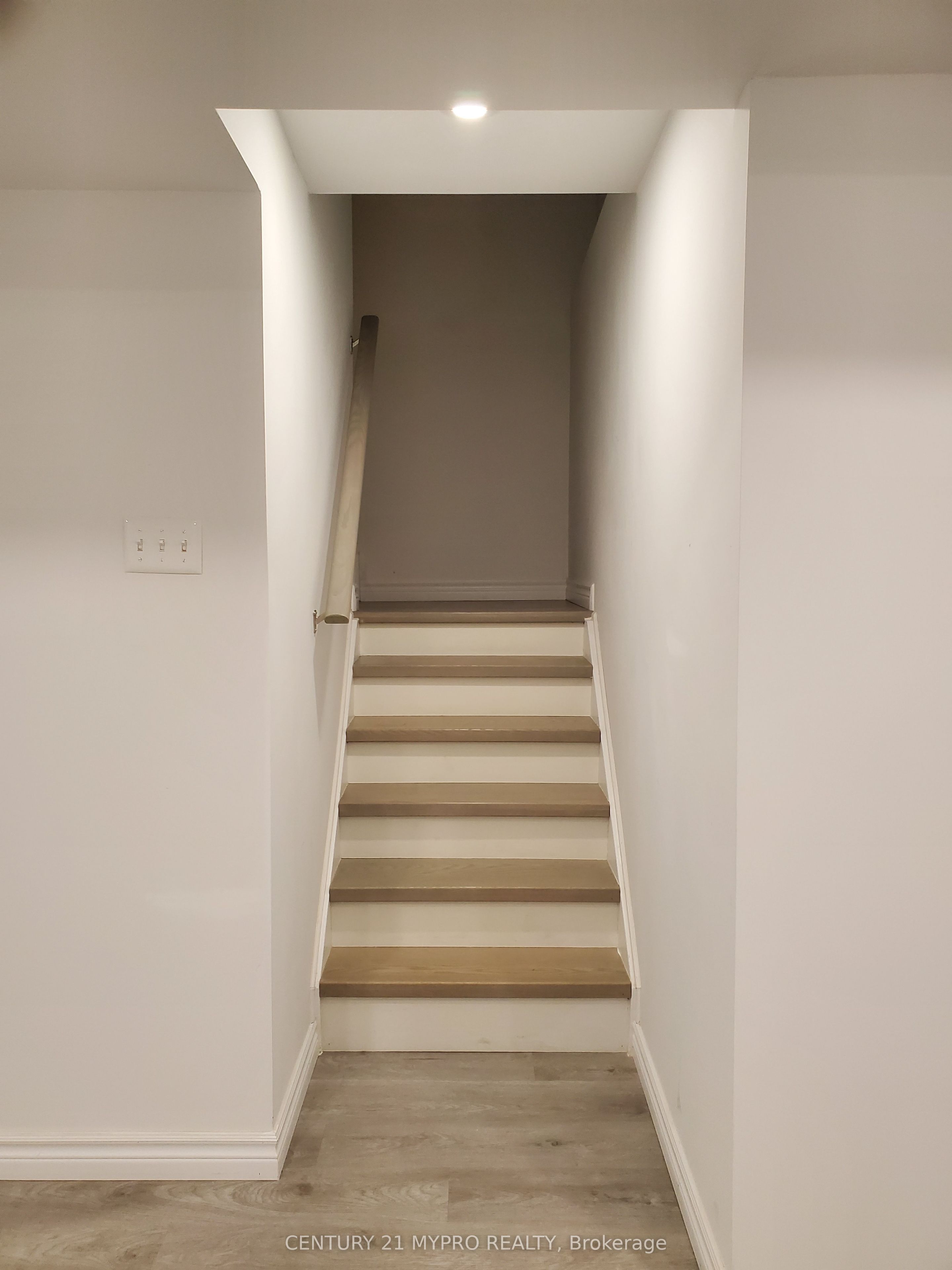 11 Oglevie Drive Property Photo 20
