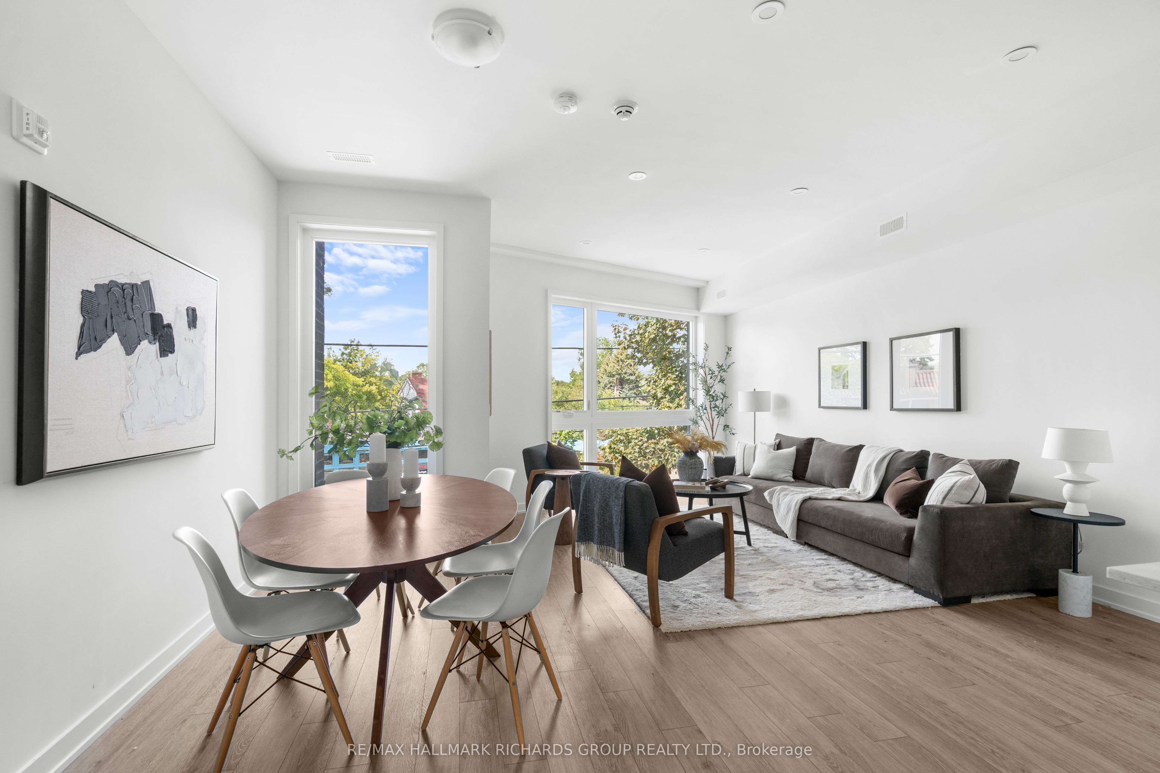 35 Birchcliff Avenue 39 Property Photo 4