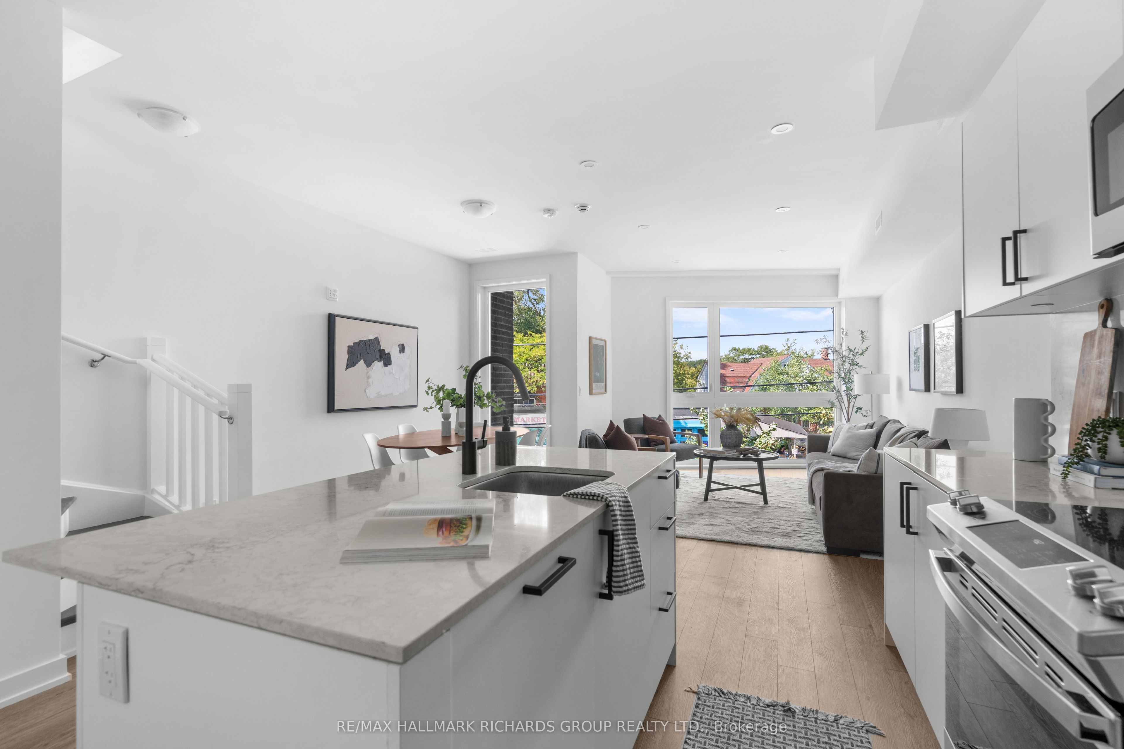35 Birchcliff Avenue 39 Property Photo 14